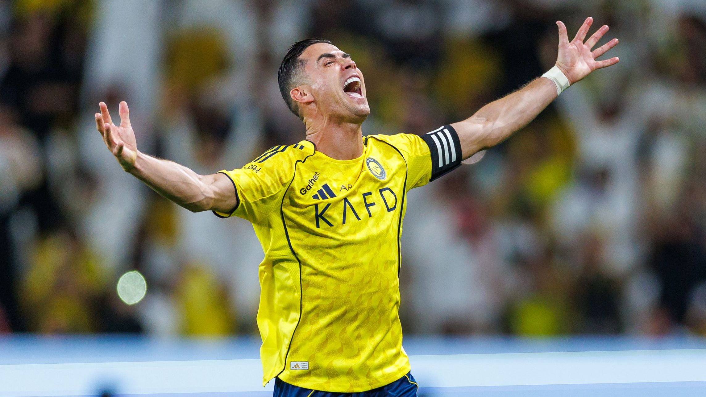 النصر يحطم رقمه التاريخي بفوز متتالي 14 ويتصدر دوري روشن بقيادة رونالدو