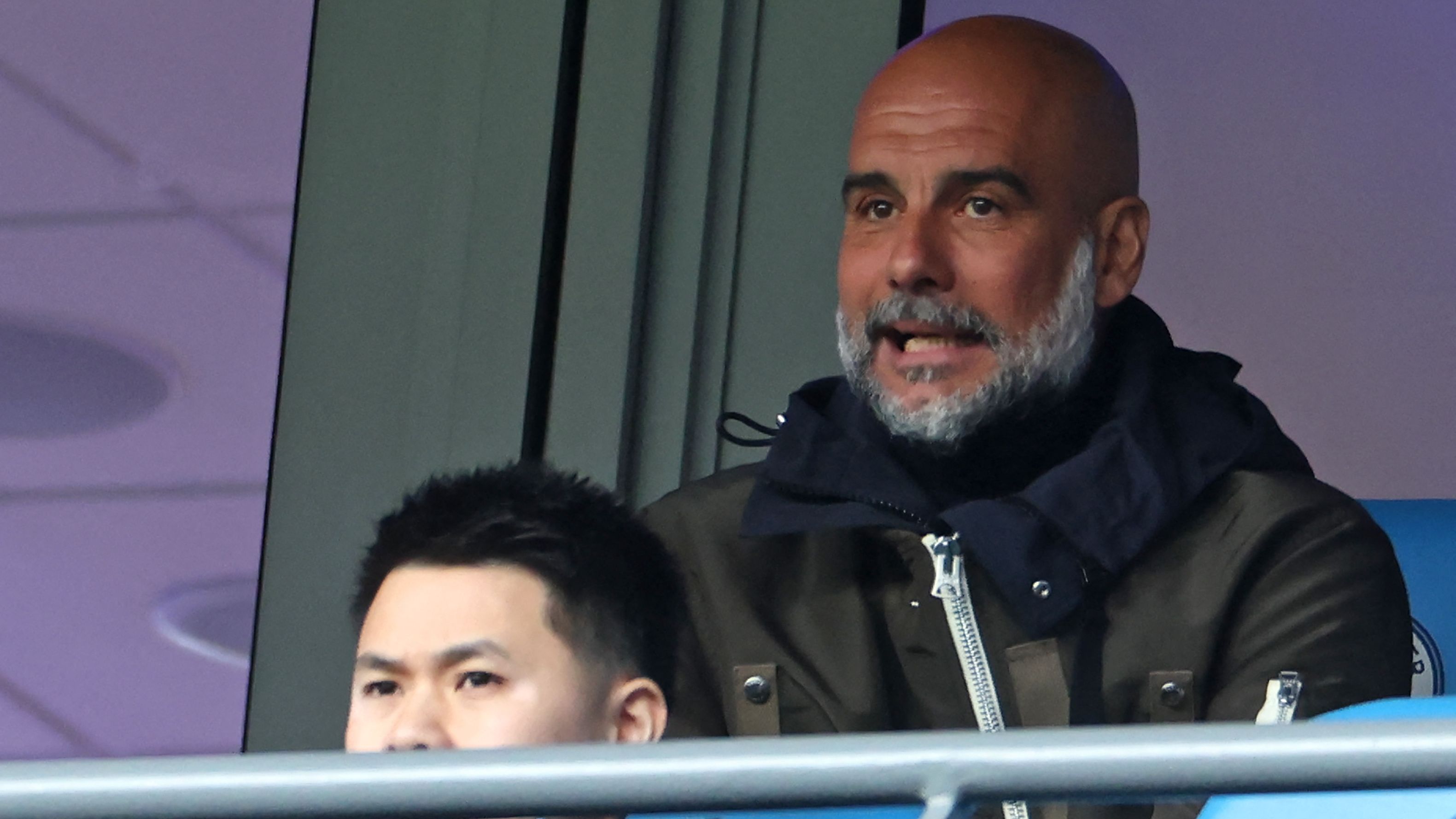 جوارديولا يكسر صمته ويهاجم الفيفا