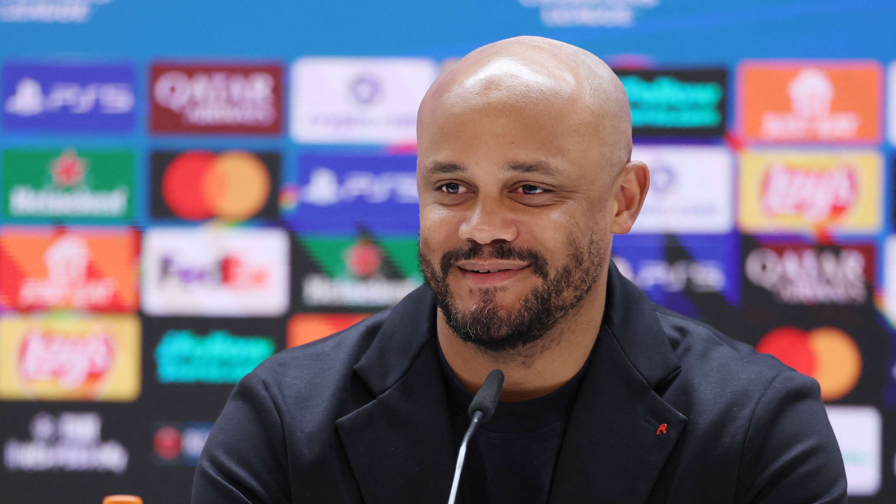 FBL-EUR-C1-BAYERN MUNICH-PRESSER