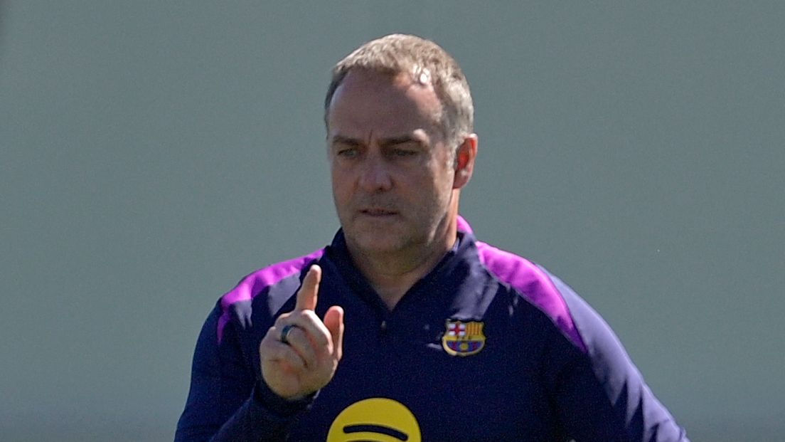 مفاجأة.. فليك يتواصل لأول مرة مع ألفاريز