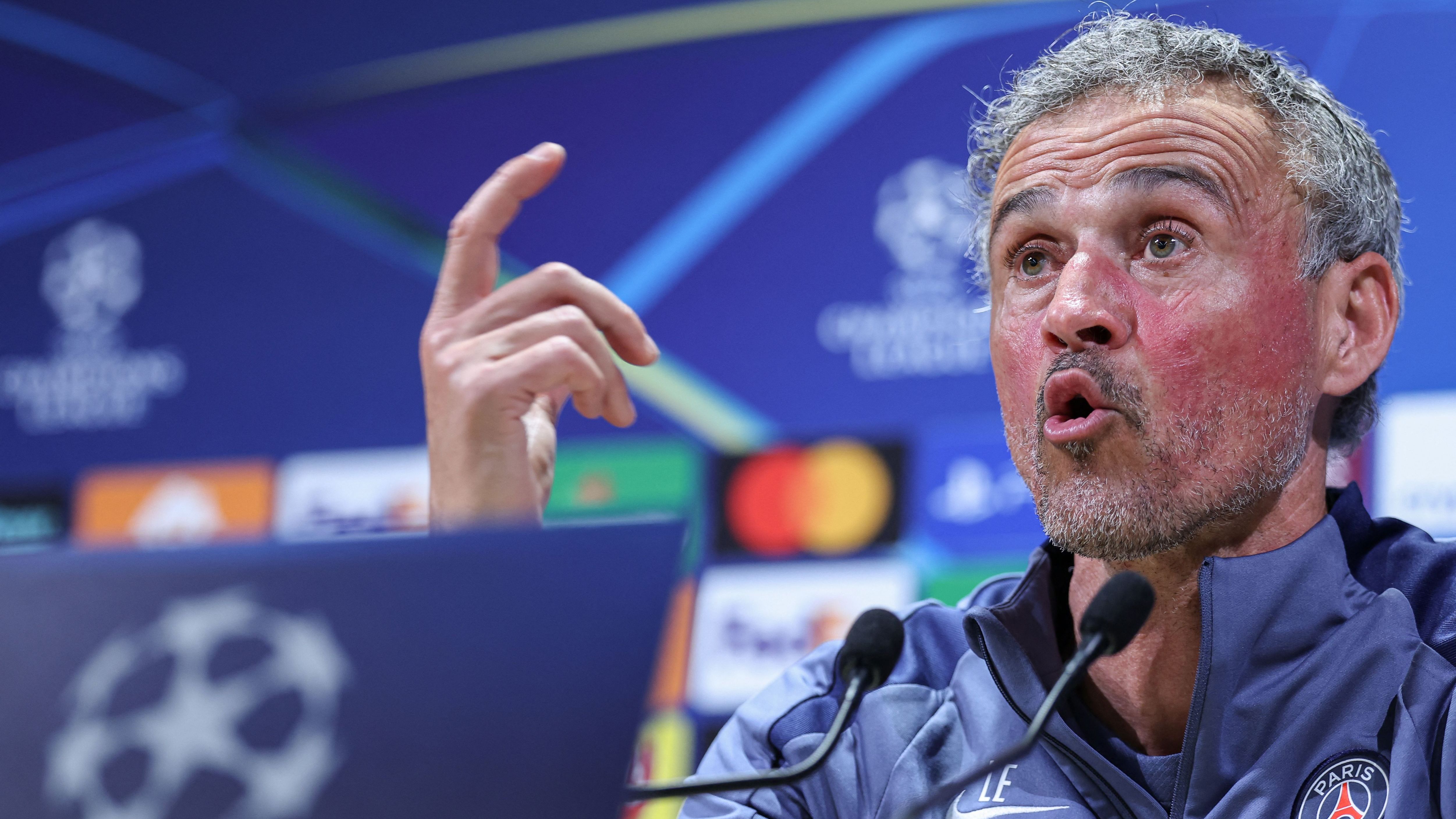 FBL-EUR-C1-PSG-PRESSER