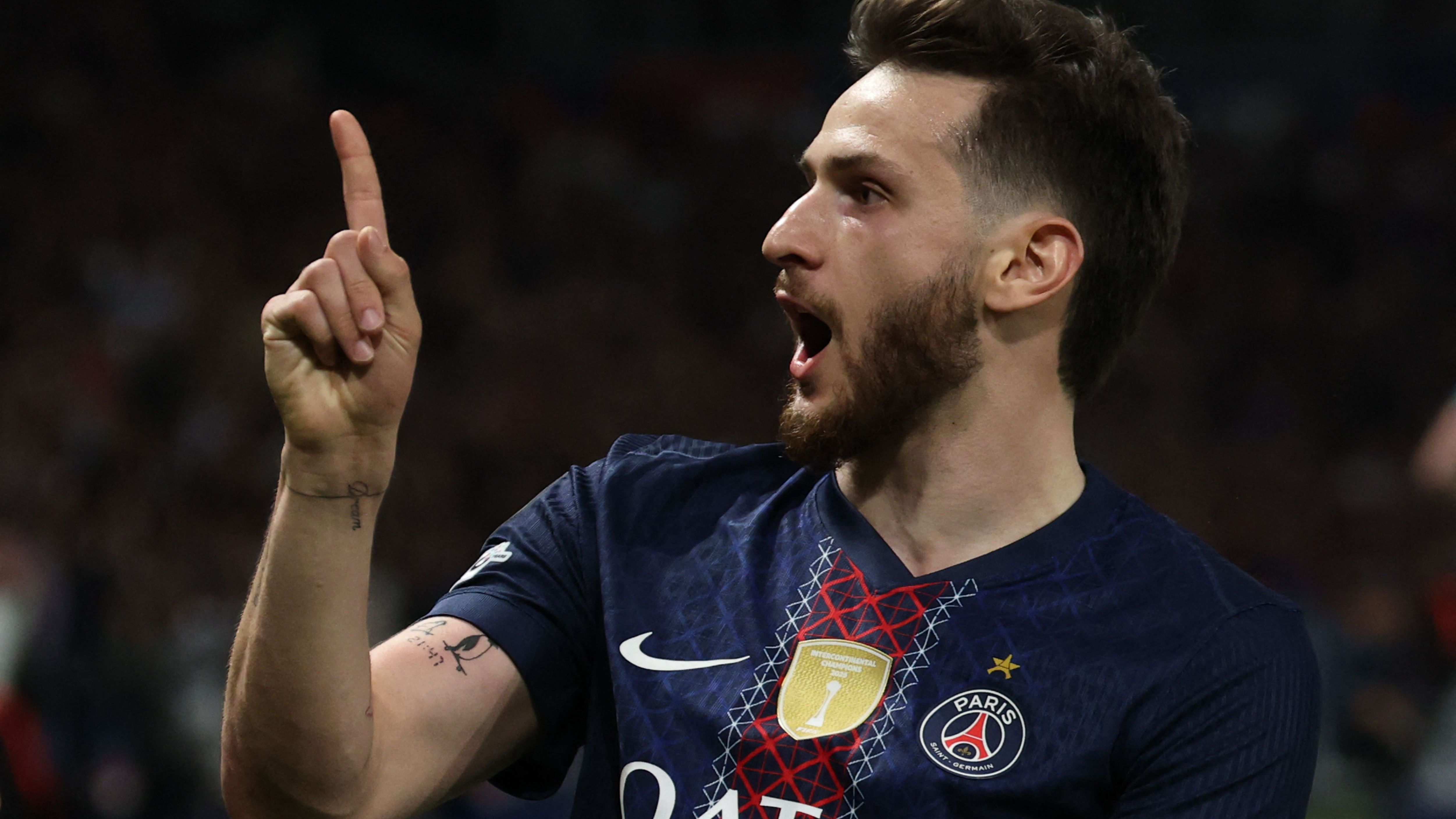 كفاراتسخيليا يخطف الأضواء عشية المواجهة النارية بين باريس وبايرن