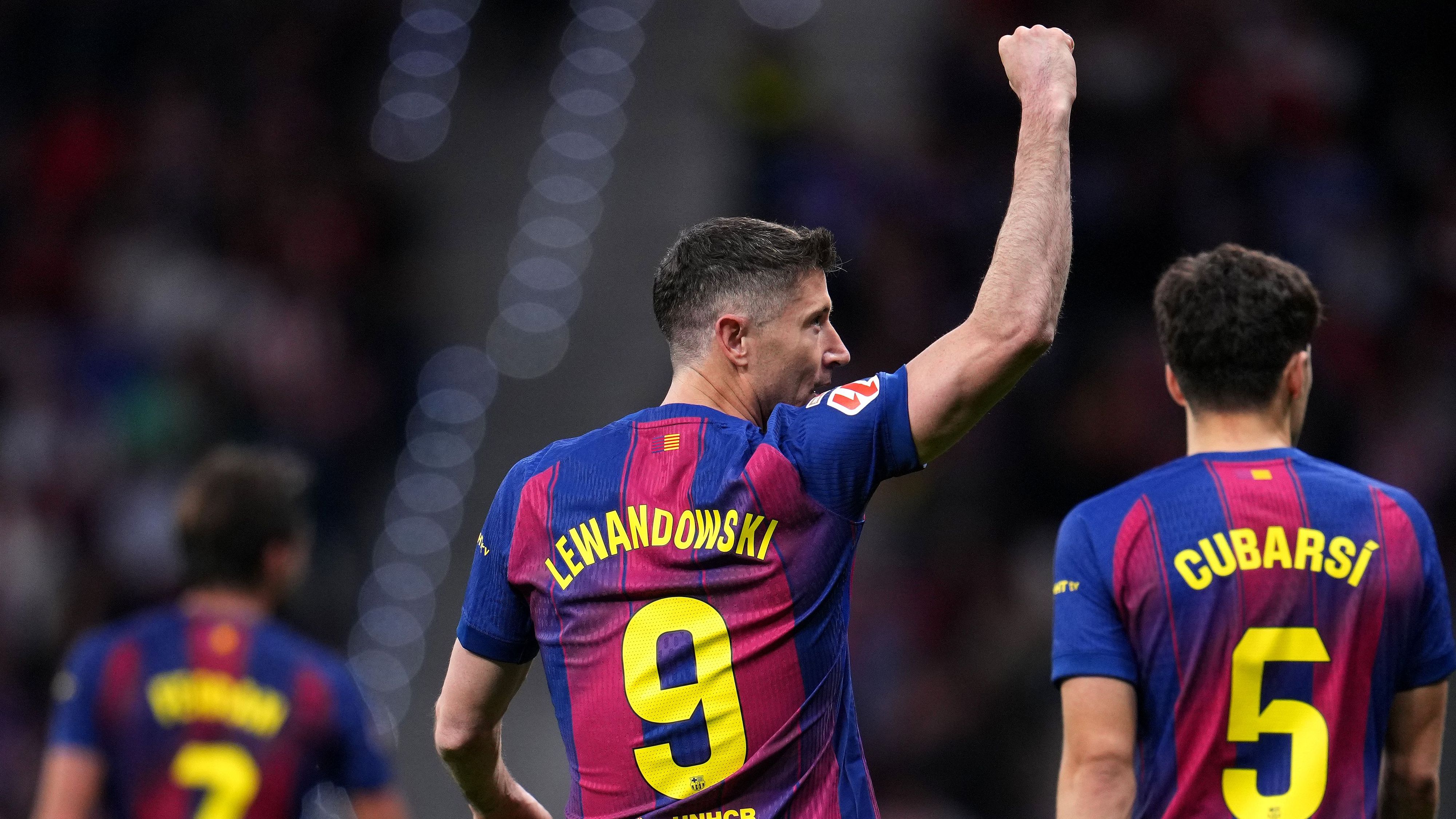 بعد عرض برشلونة.. ليفاندوفسكي يُحضّر للانقلاب الإيطالي