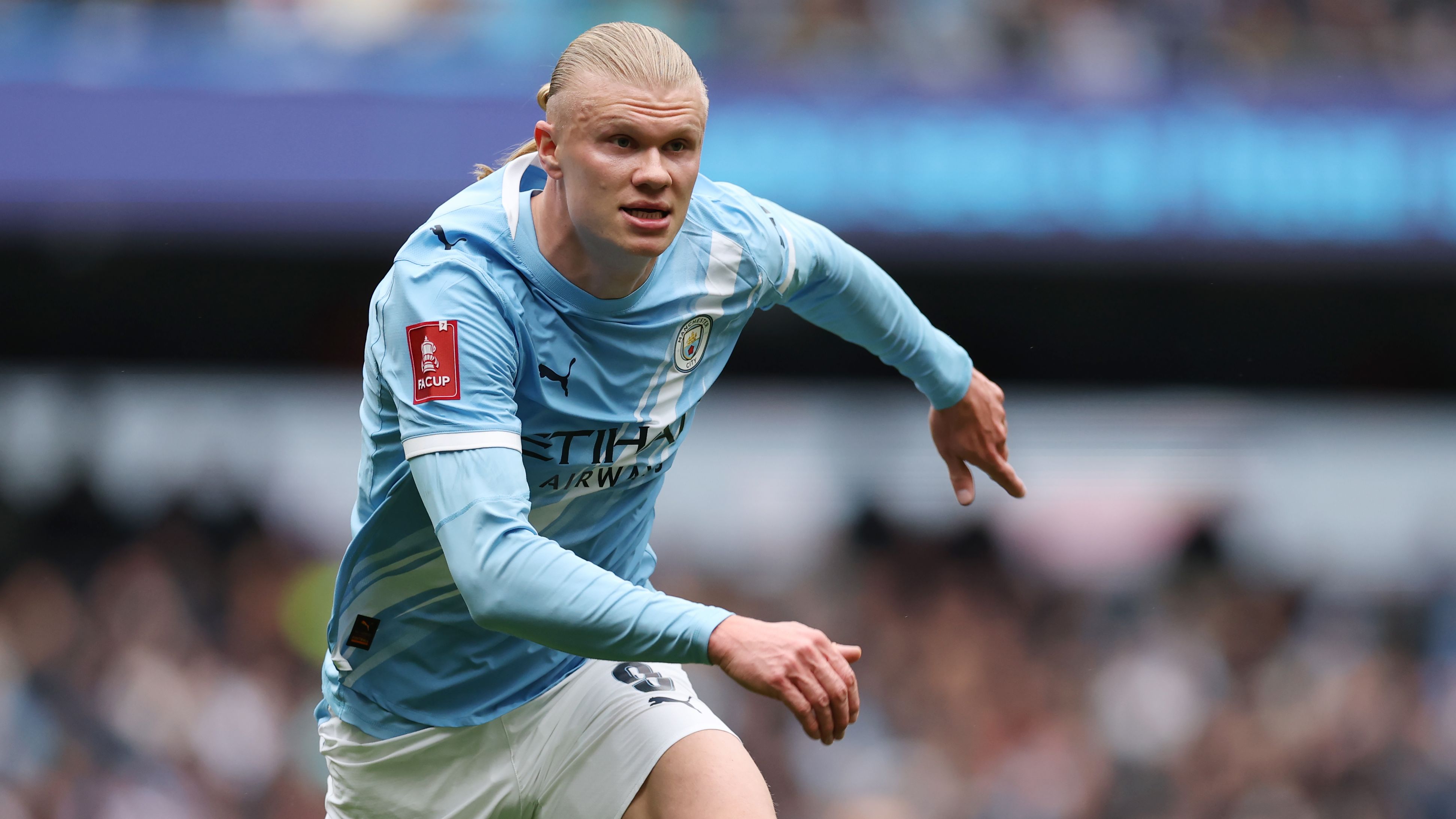 هالاند يتحدى آرسنال: مستعد للمعركة.. والضغوط ليست في معسكرنا