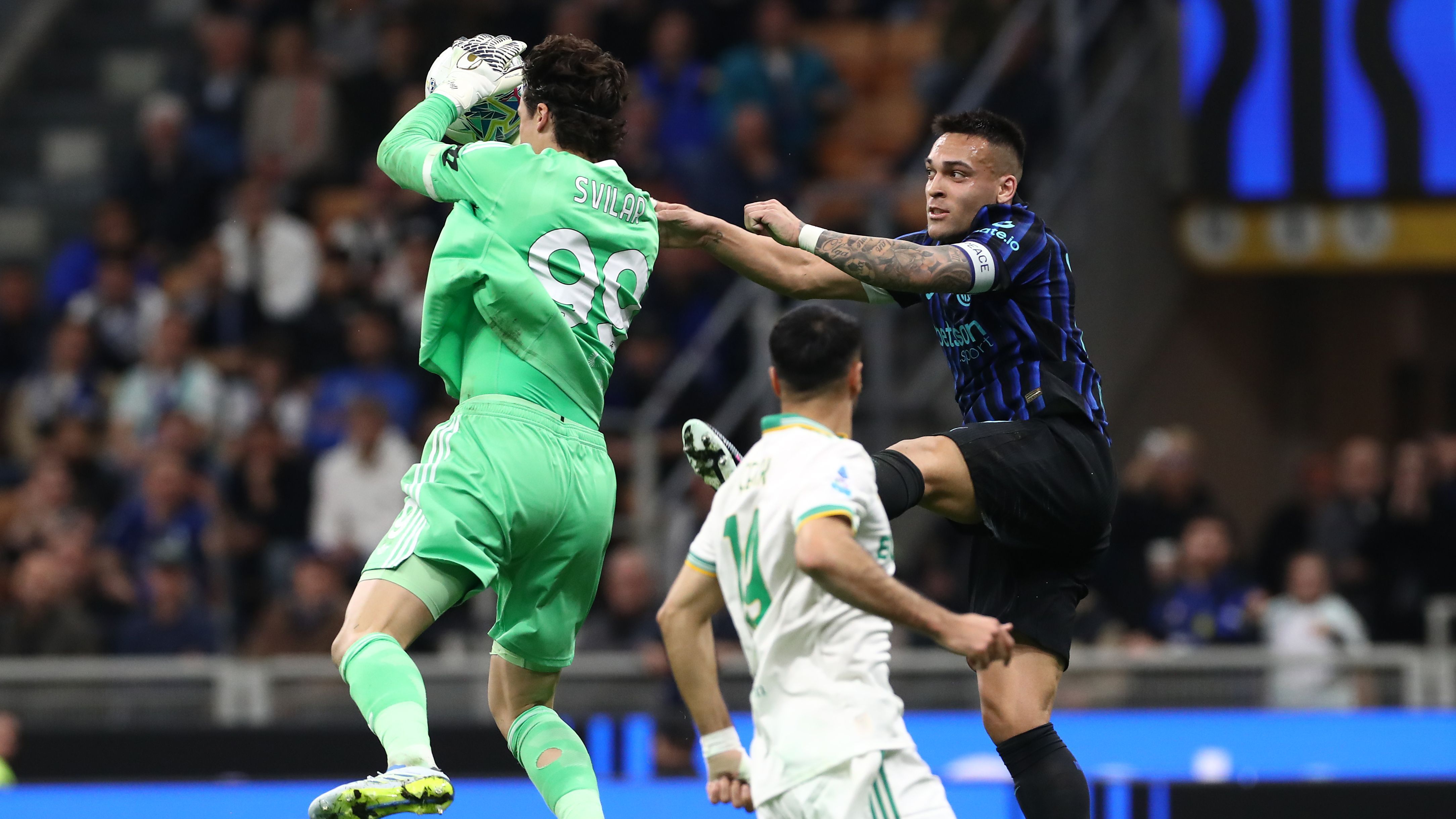 القنوات الناقلة لمباراة إنتر ميلان وكالياري في الدوري الإيطالي 2025-2026: تفاصيل البث المباشر