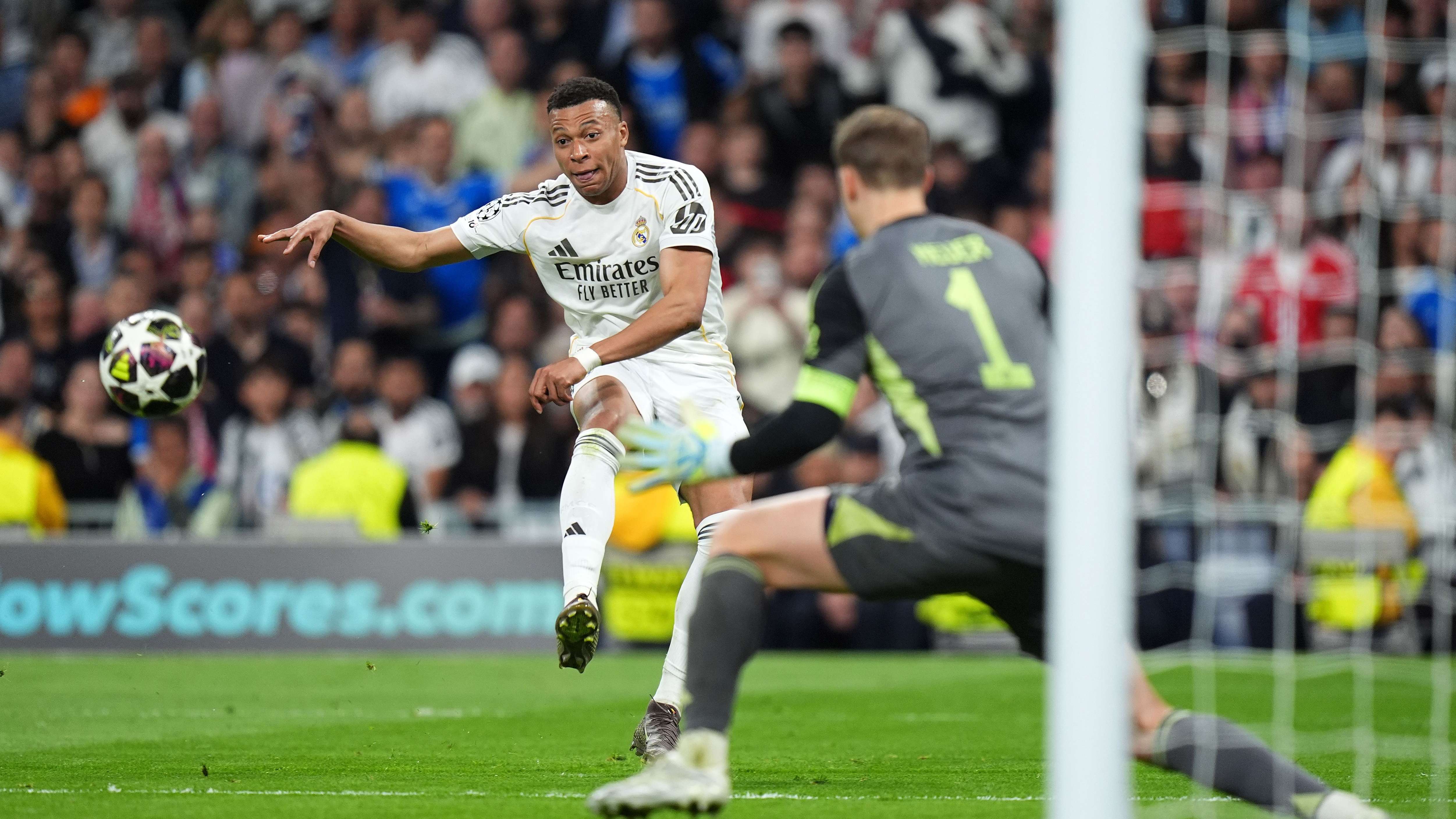 Real Madrid CF v FC Bayern München - UEFA Champions League 2025/26 Quarter-Final First Leg