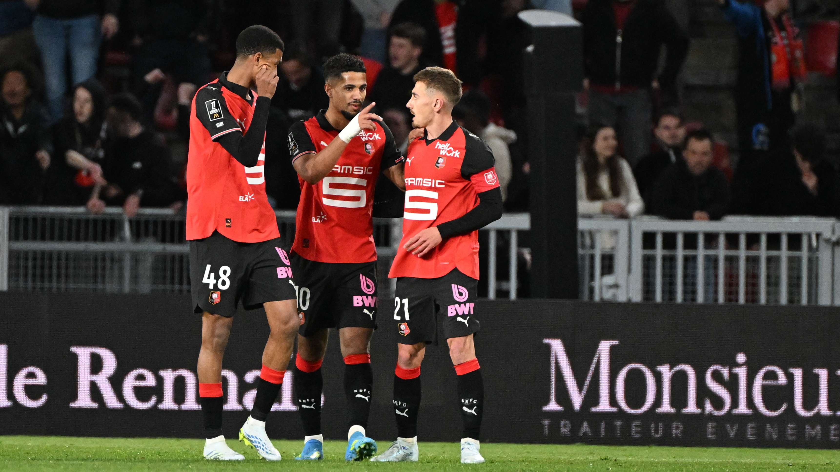 FBL-FRA-LIGUE1-RENNES-ANGERS