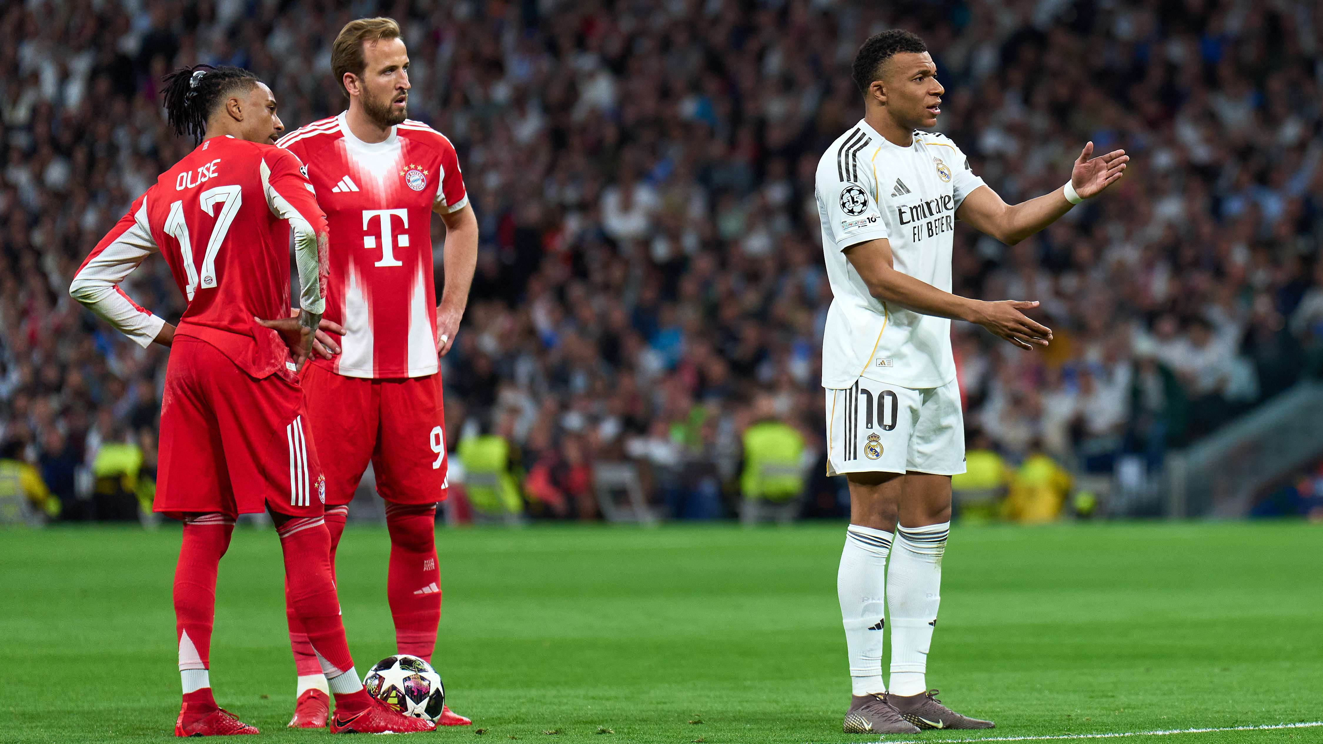 Real Madrid CF v FC Bayern München - UEFA Champions League 2025/26 Quarter-Final First Leg