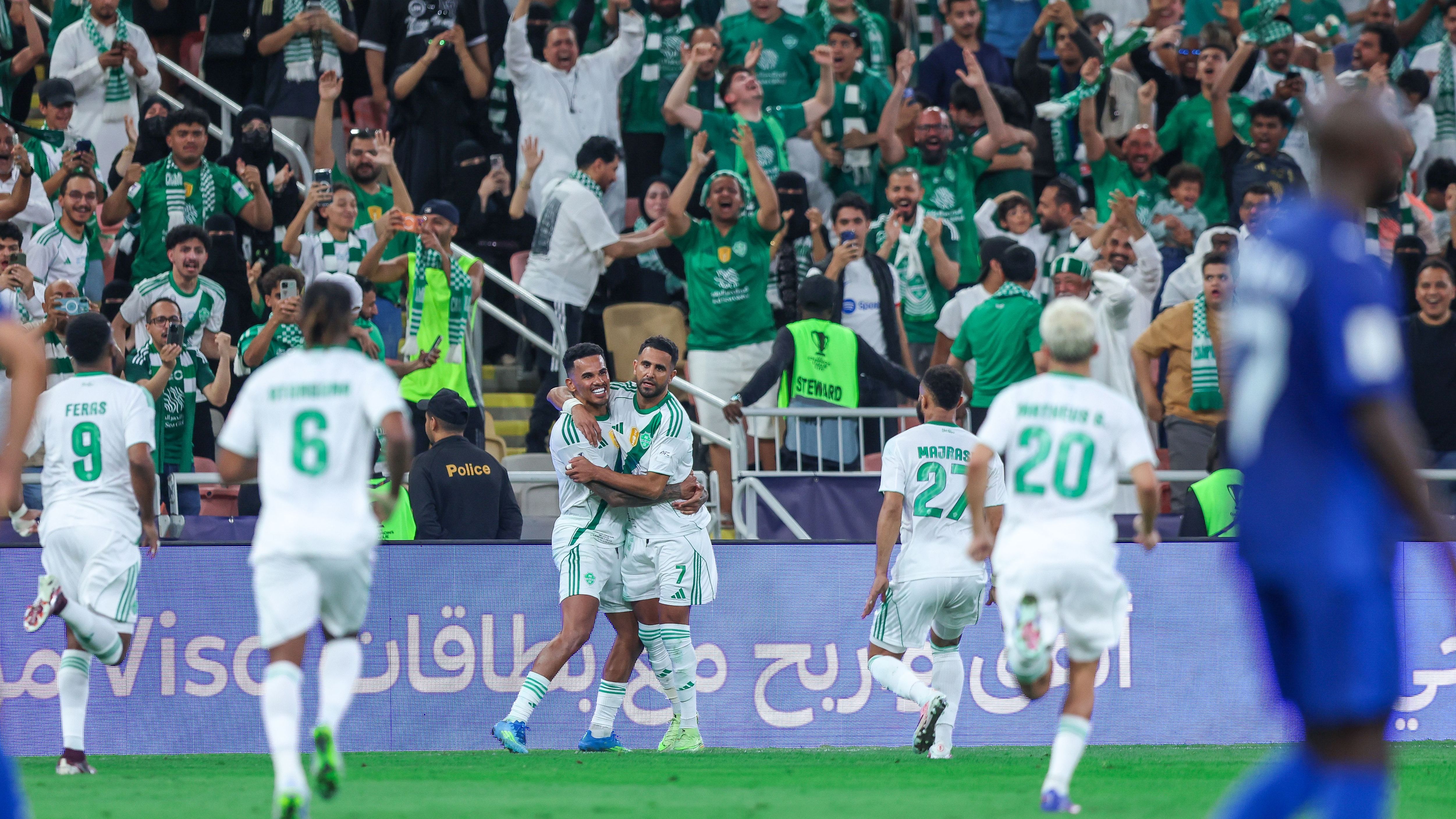 أسطورة الأهلي: هدف محرز لم يفاجئني.. وتألقه يقود الفريق لربع نهائي آسيا
