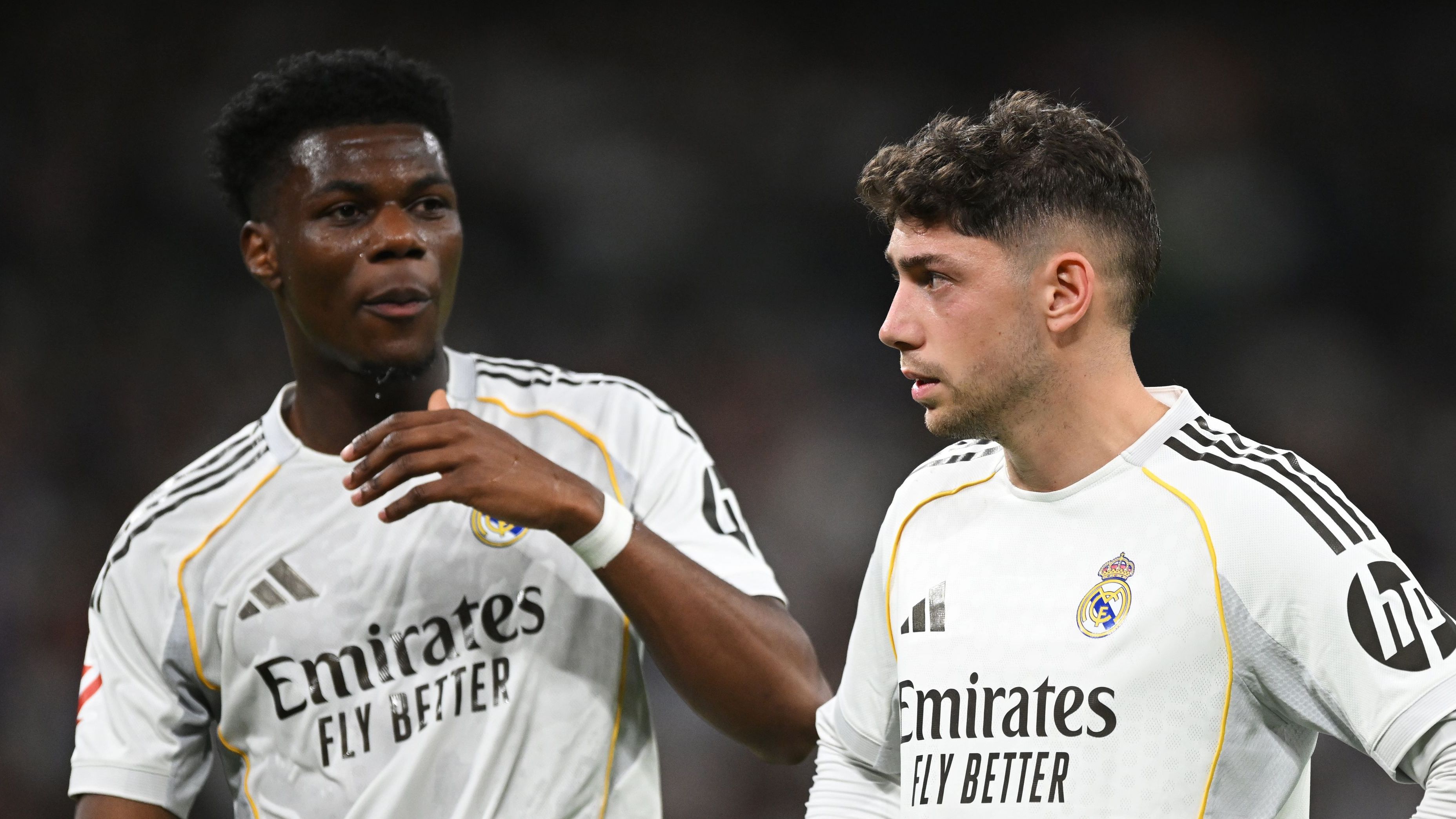 غرفة الملابس المسمومة.. ريال مدريد يغرق في الفوضى