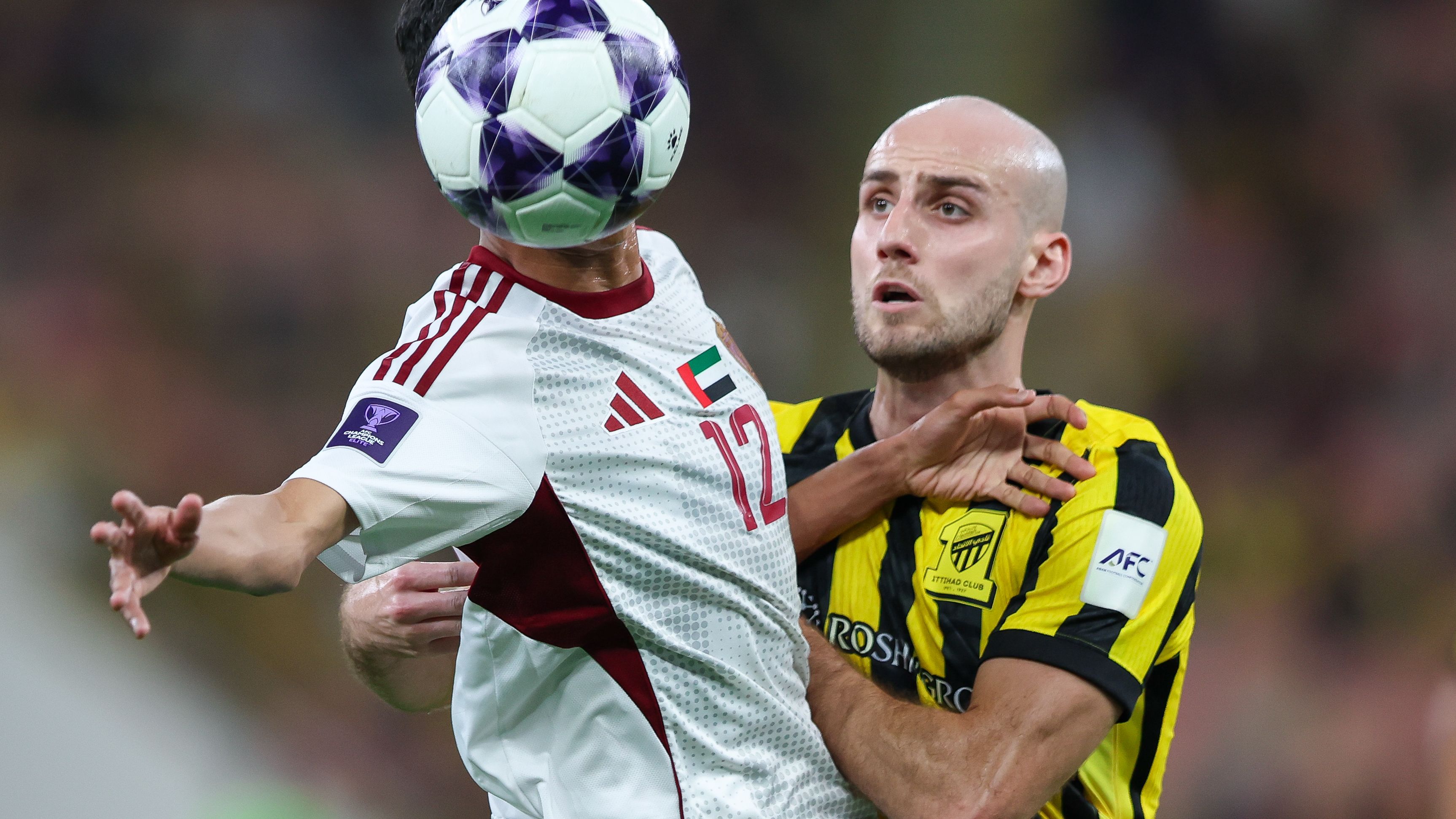 بعد ميتاي.. جنوى يستهدف لاعبًا جديدًا من الاتحاد