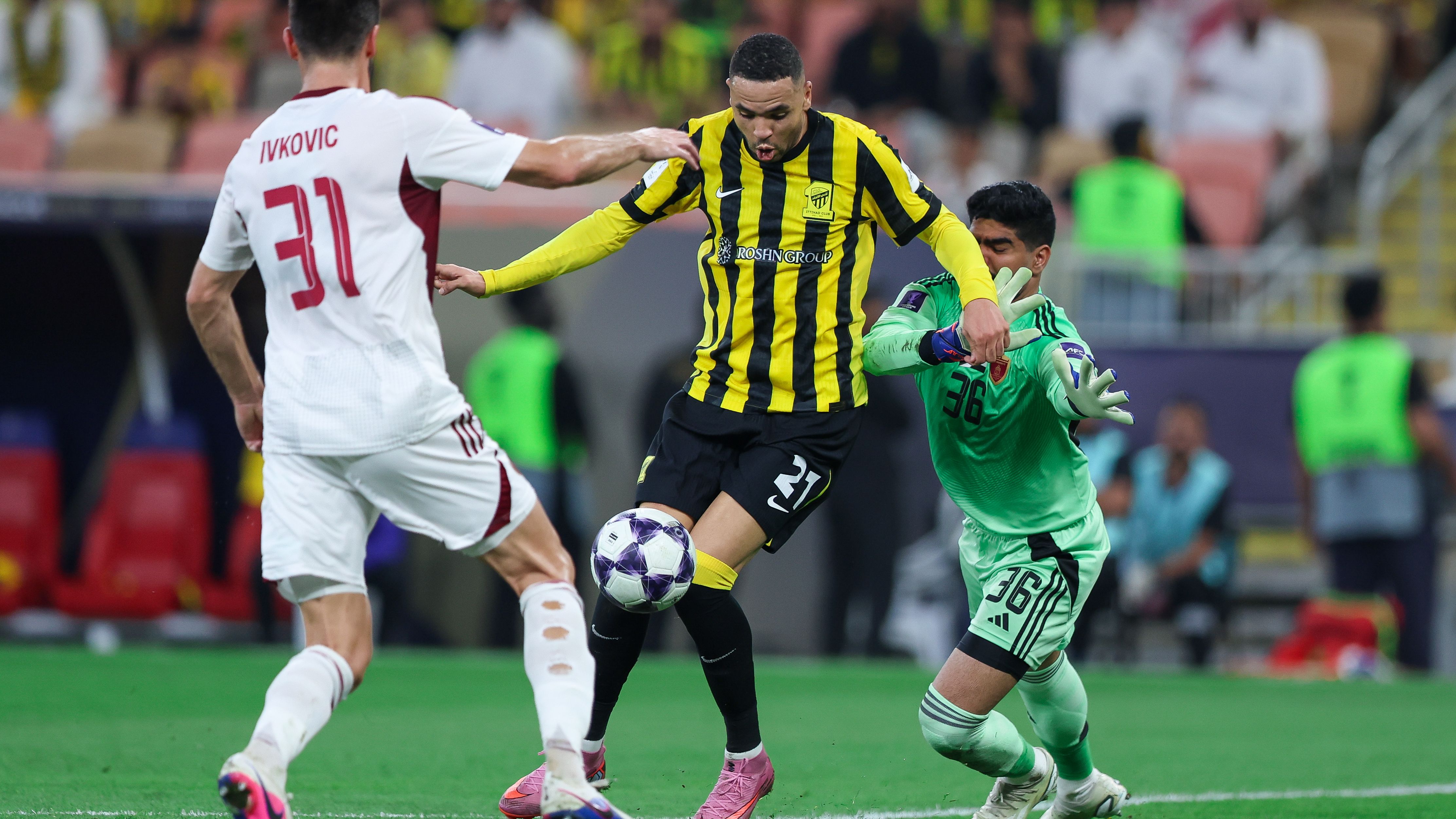 راتب النصيري المرتفع يعرقل عودته إلى المغرب الفاسي