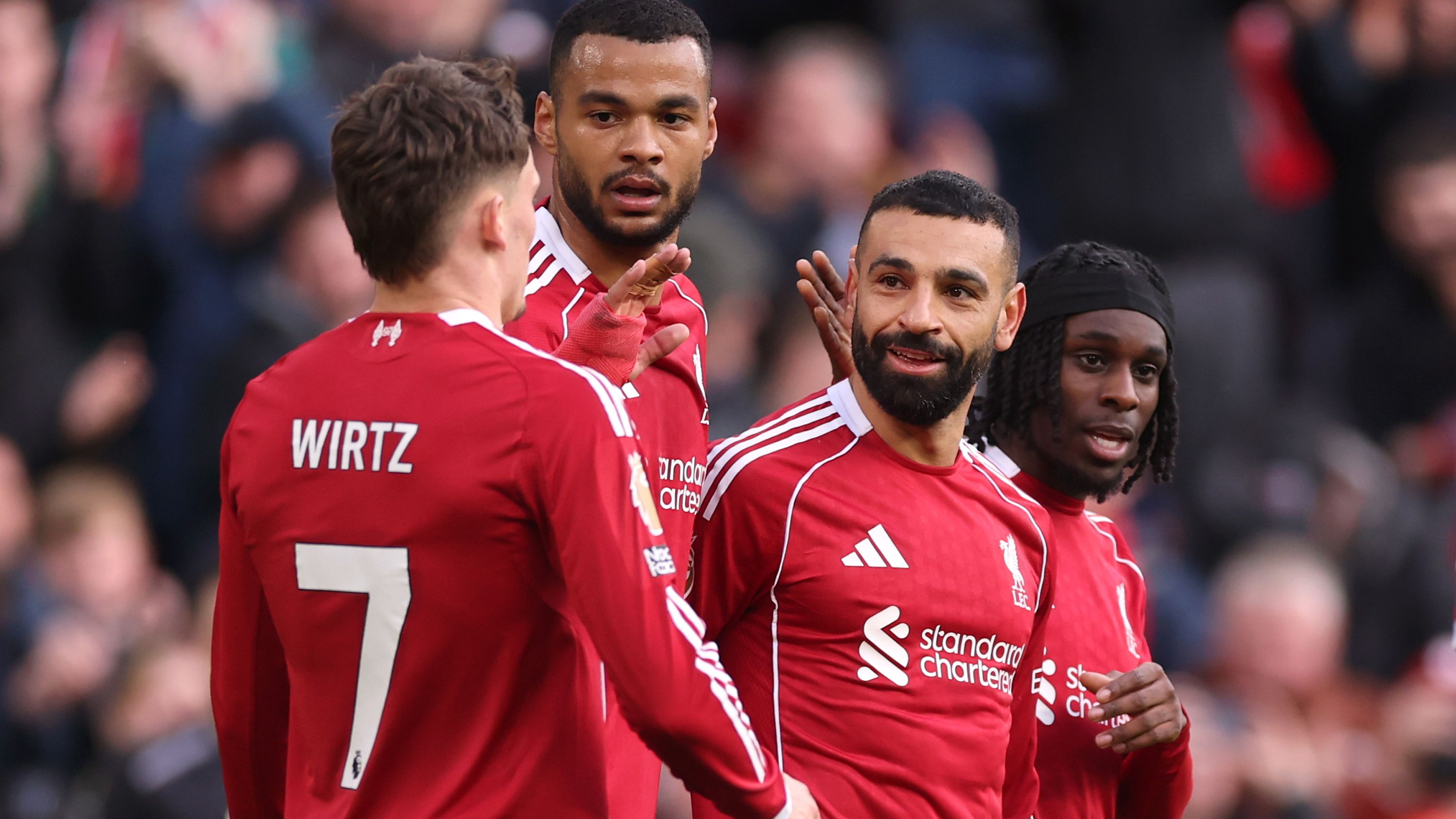 ليفربول بقيادة صلاح يتغلب على فولهام ويحافظ على آماله في دوري الأبطال