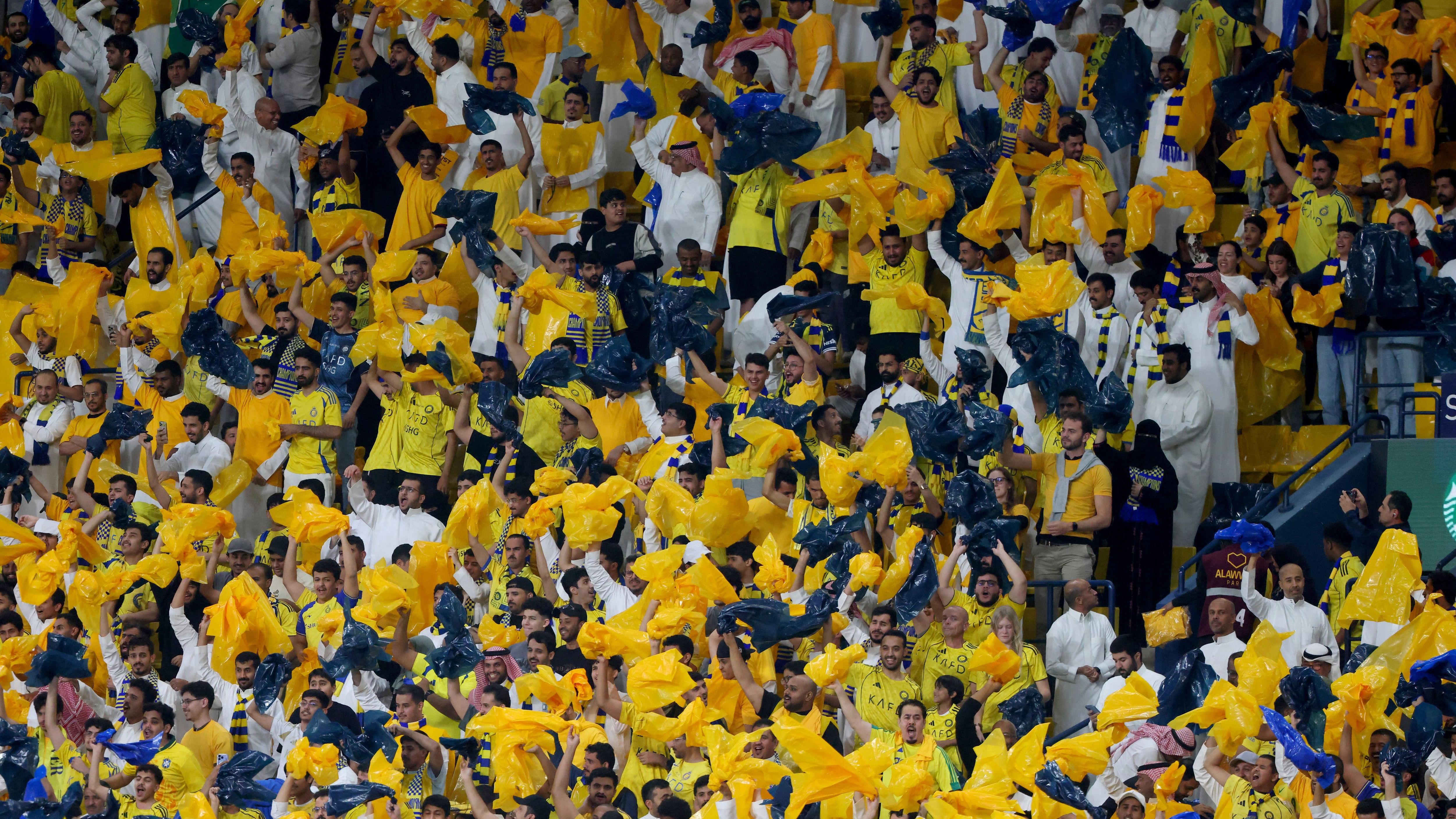 من يلو إلى النخبة.. جماهير النصر والأهلي تشعل الكلاسيكو مبكرًا
