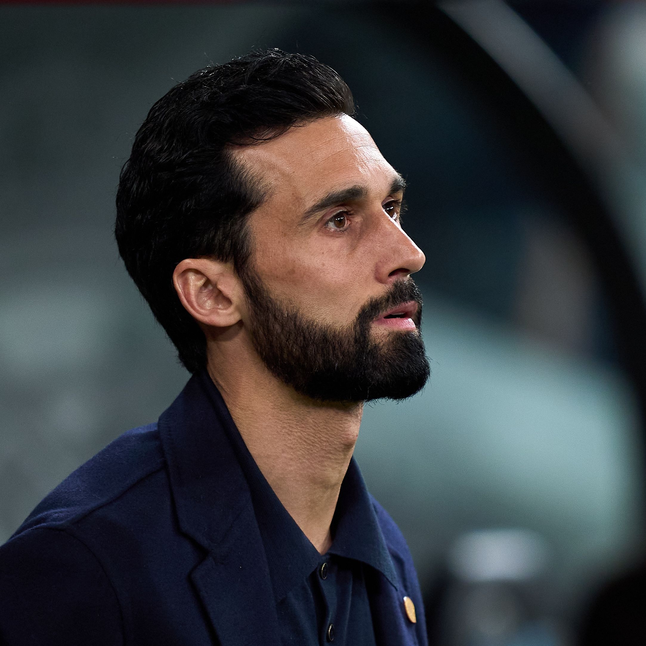 تراجع وانتقادات