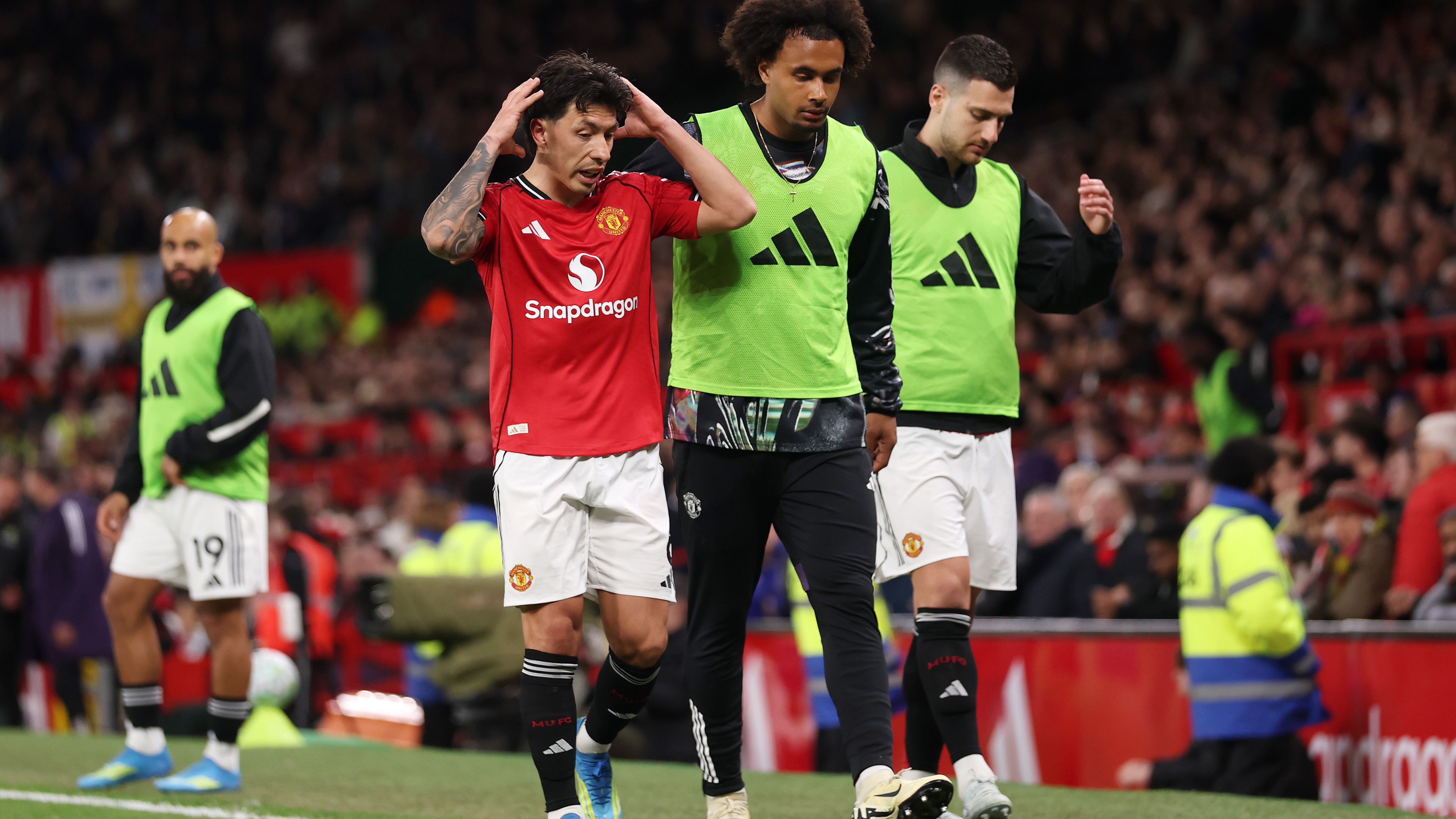 Manchester United v Leeds United - Premier League