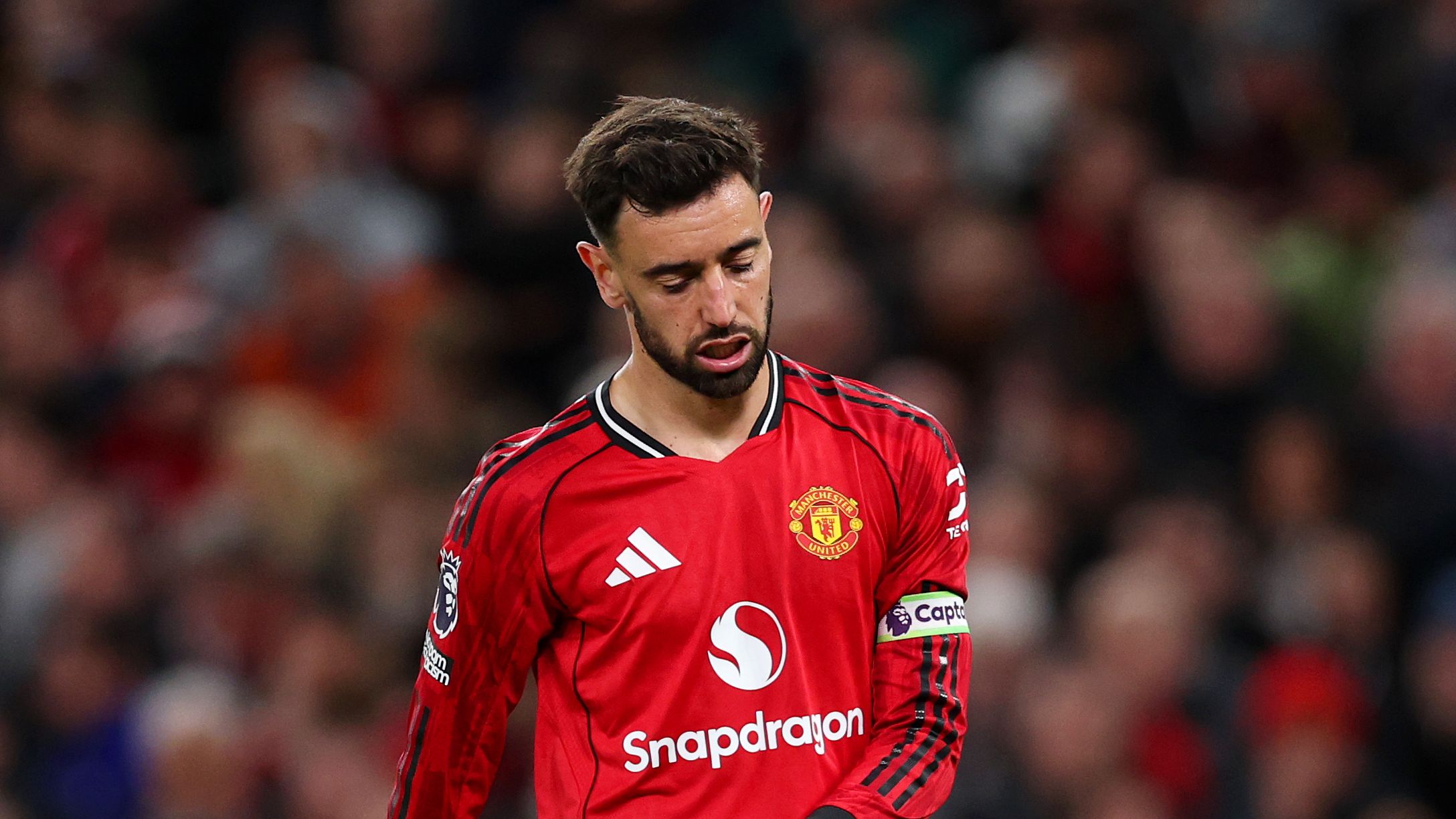 مانشستر يونايتد يبلغ برونو فرنانديز رسالة حاسمة بشأن مستقبله