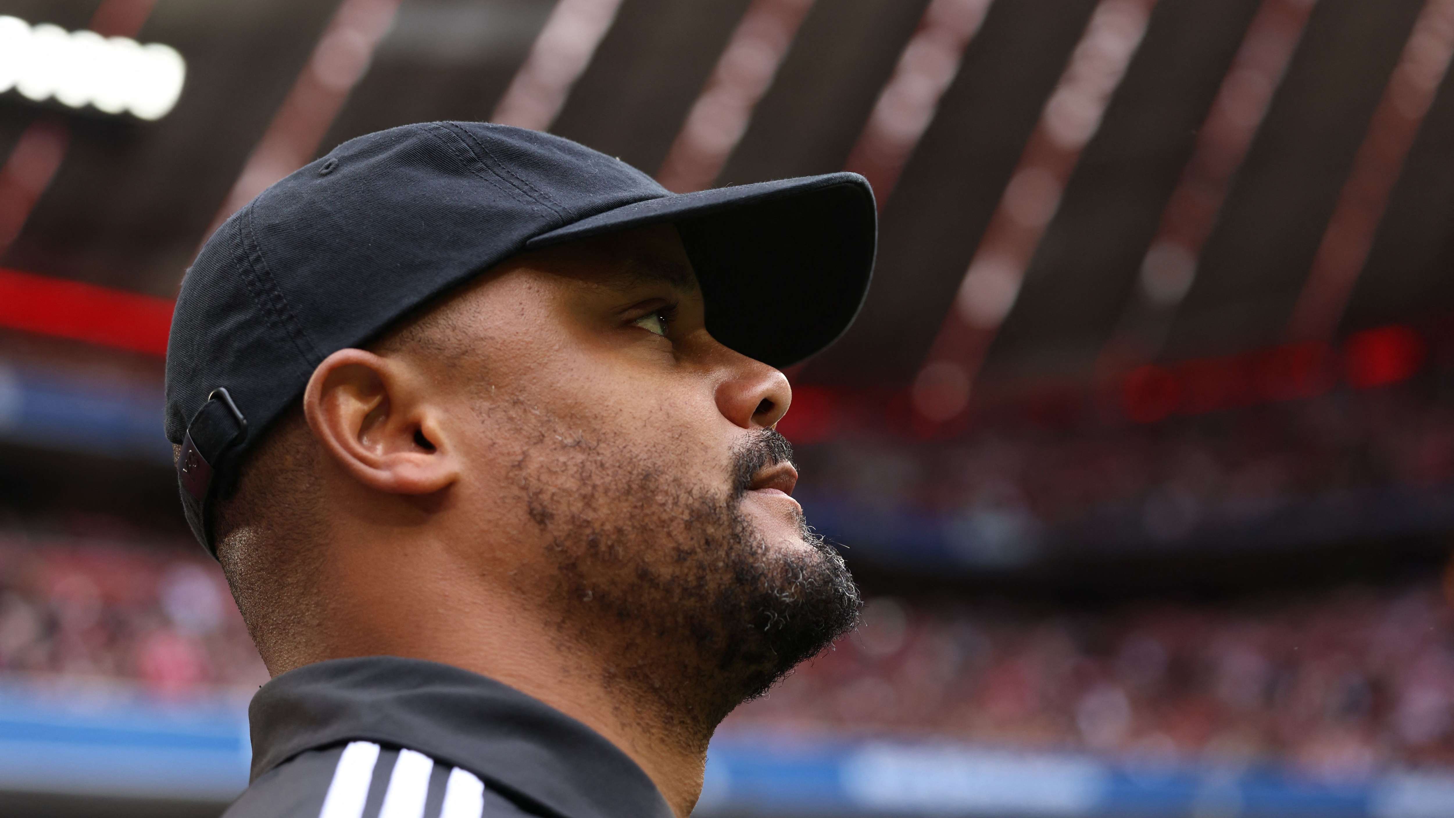 FBL-GER-BUNDESLIGA-BAYERN MUNICH-STUTTGART