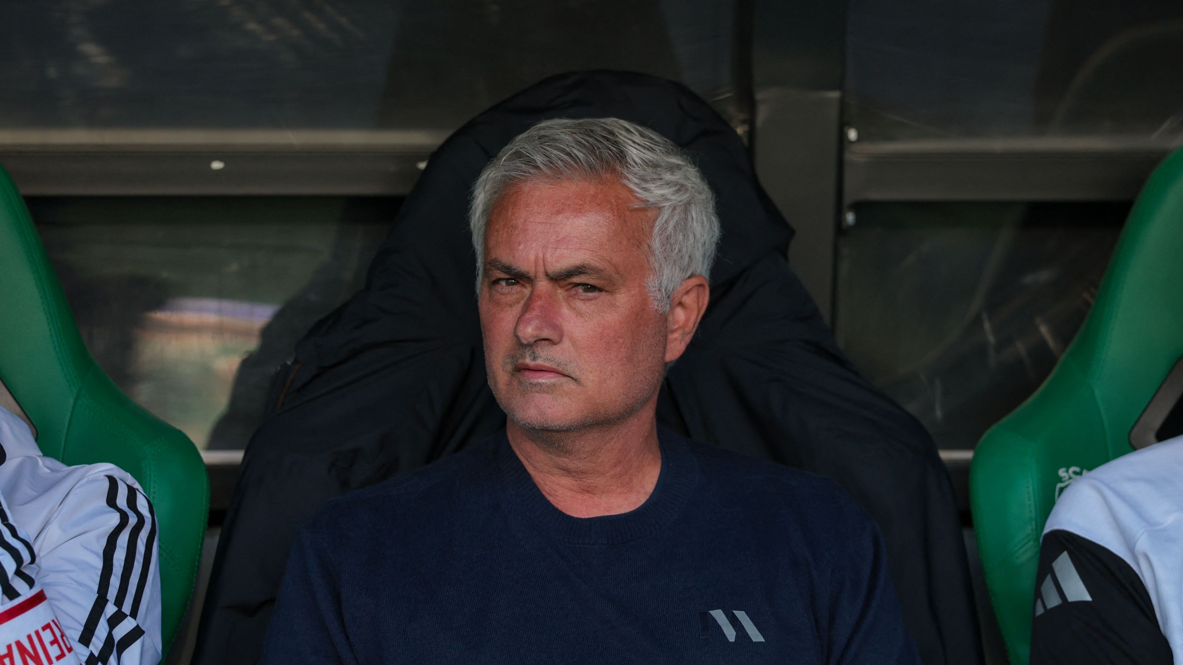 مورينيو يحسم جدل تدريب المنتخبات ويتجاهل إسبانيا