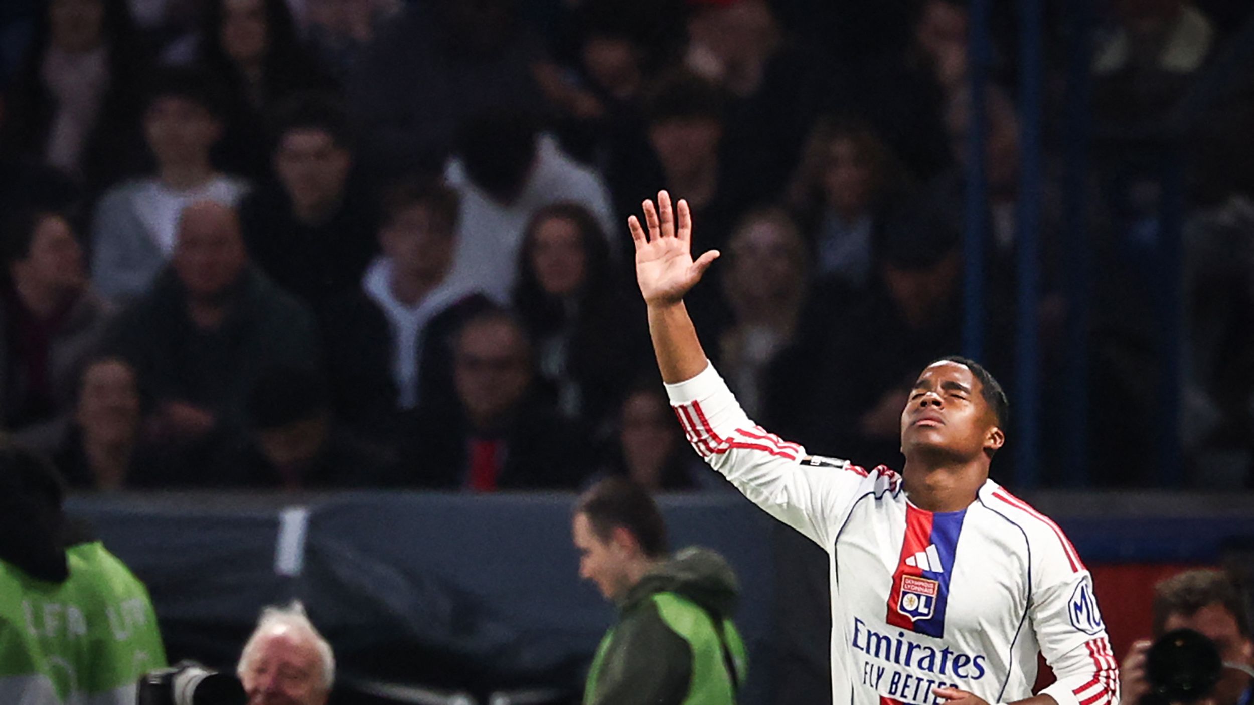 بعد صفعة باريس سان جيرمان.. إندريك يرد بهدوء على انتقادات مدربه