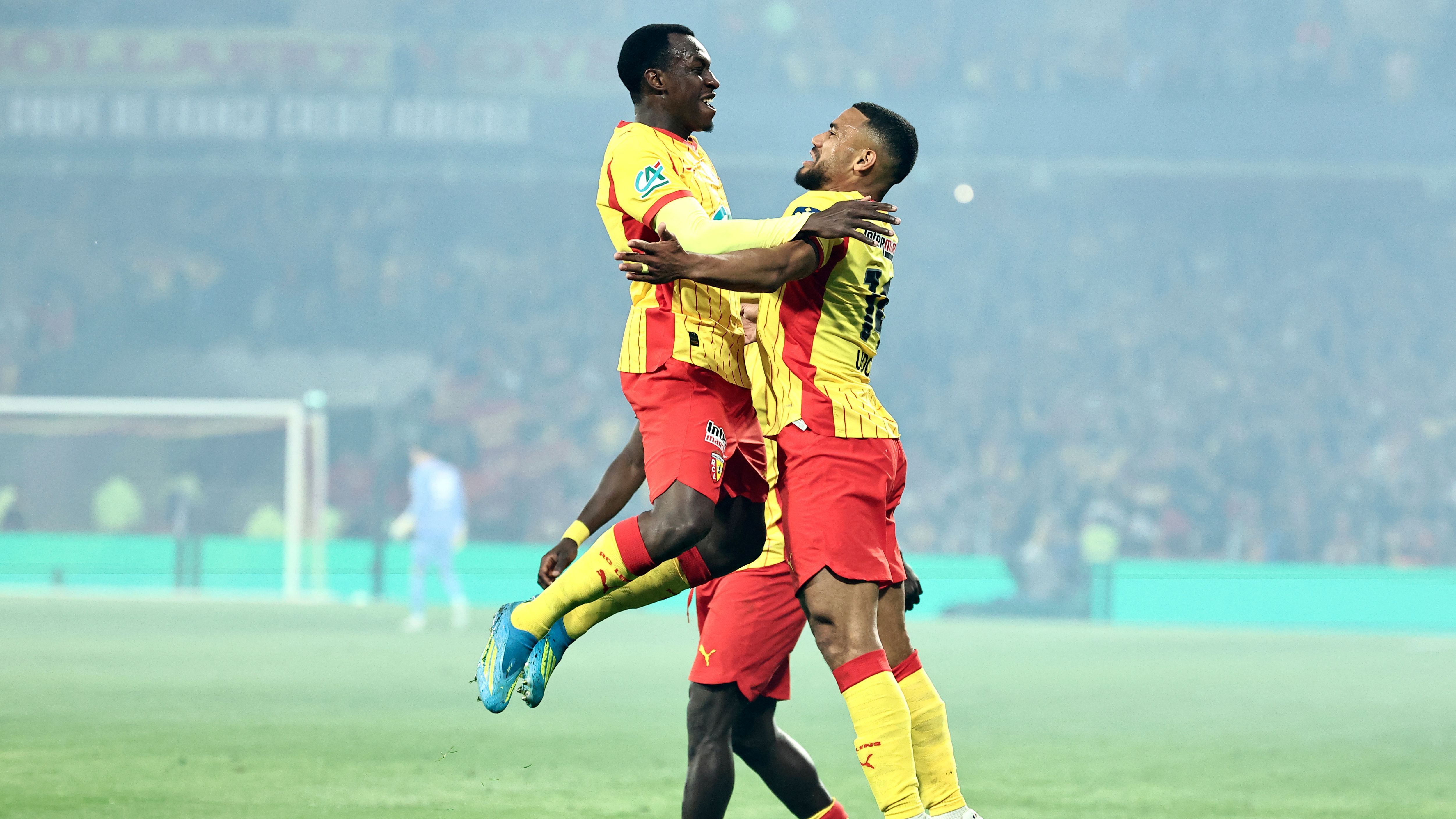 فيديو: بأداء فوق العادة.. سعود عبد الحميد يضع لانس على أبواب لقب تاريخي