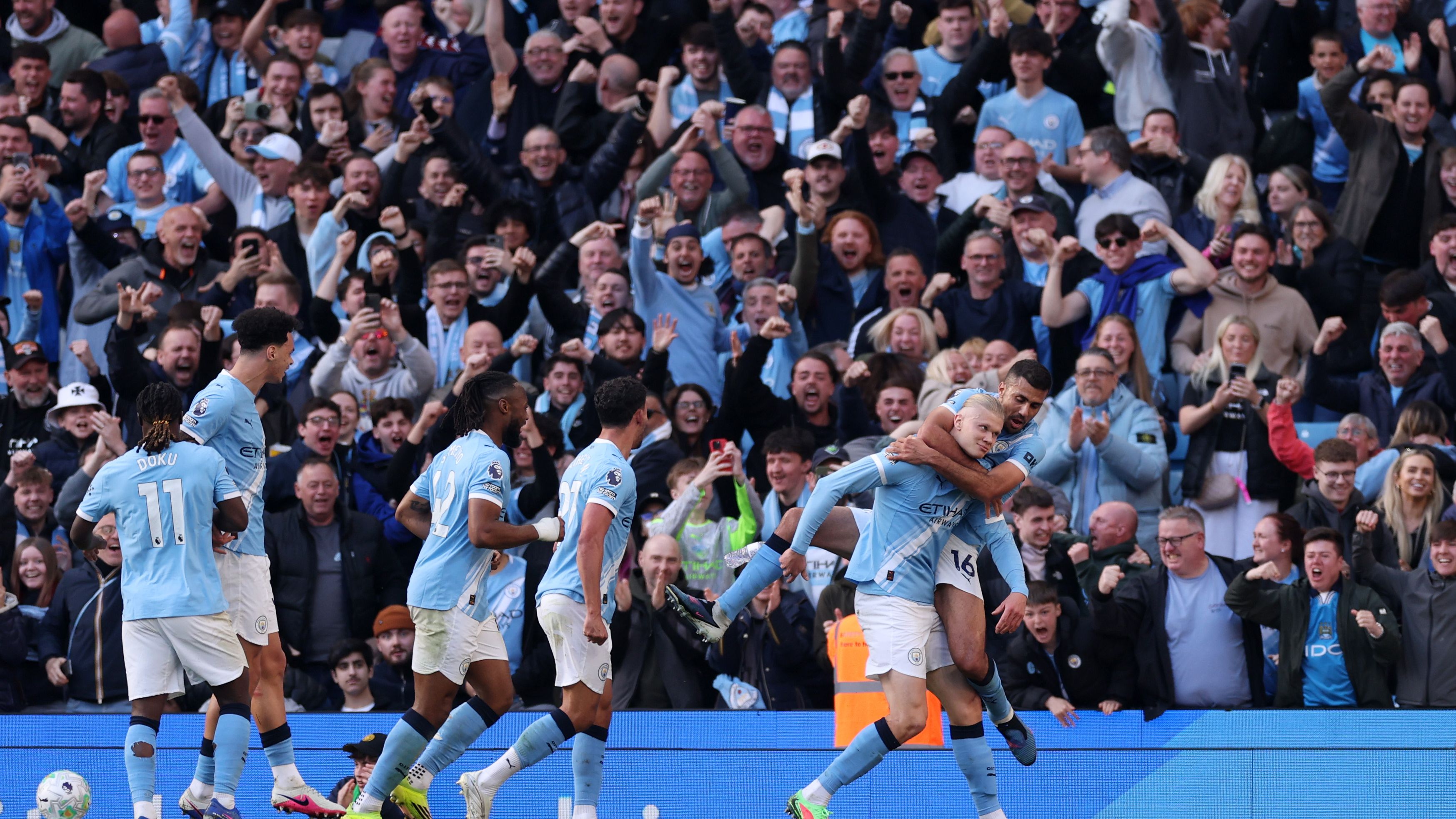 Manchester City v Arsenal - Premier League