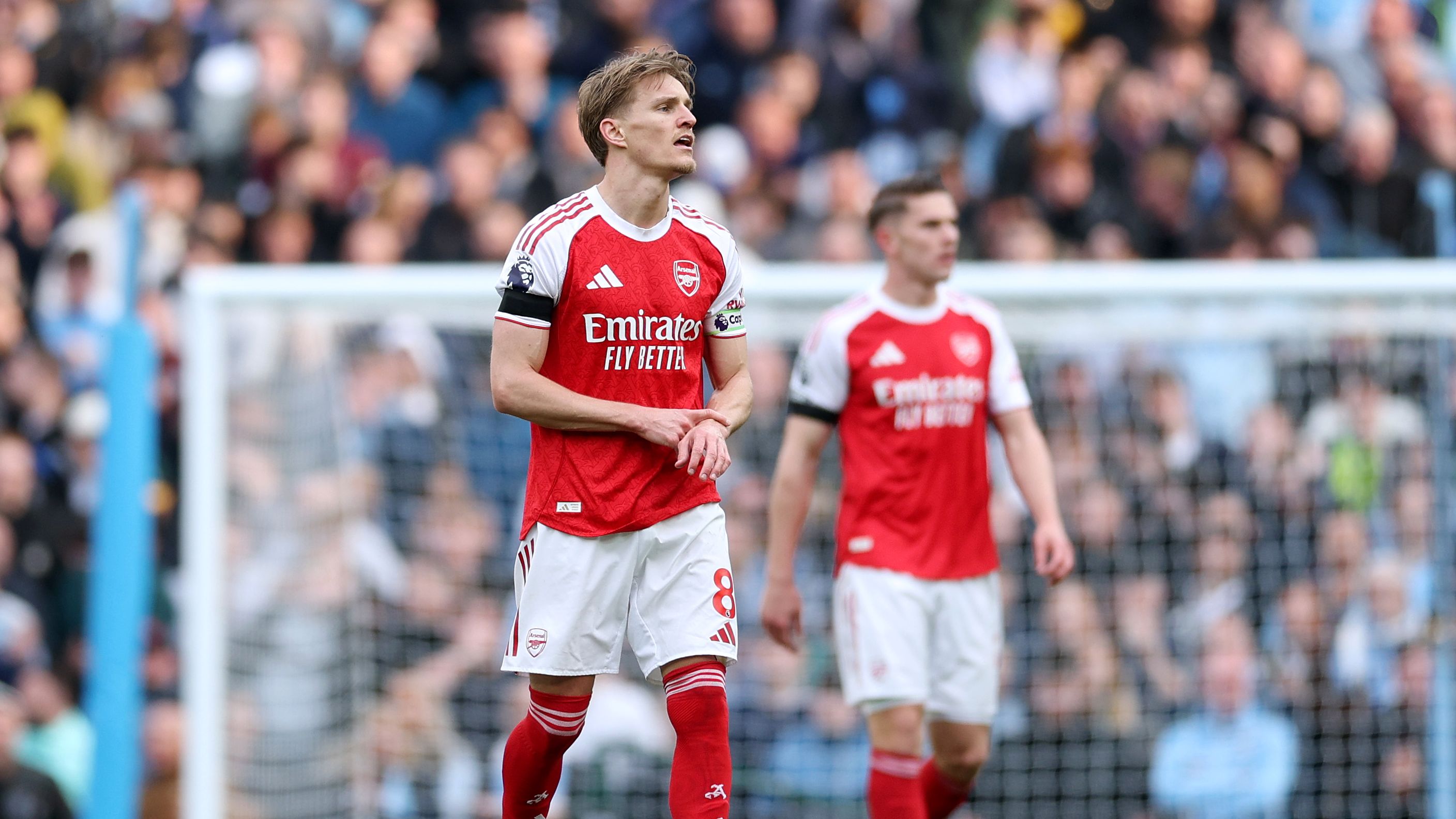 بسيناريو أوديجارد.. آرسنال يستهدف لاعب ريال مدريد