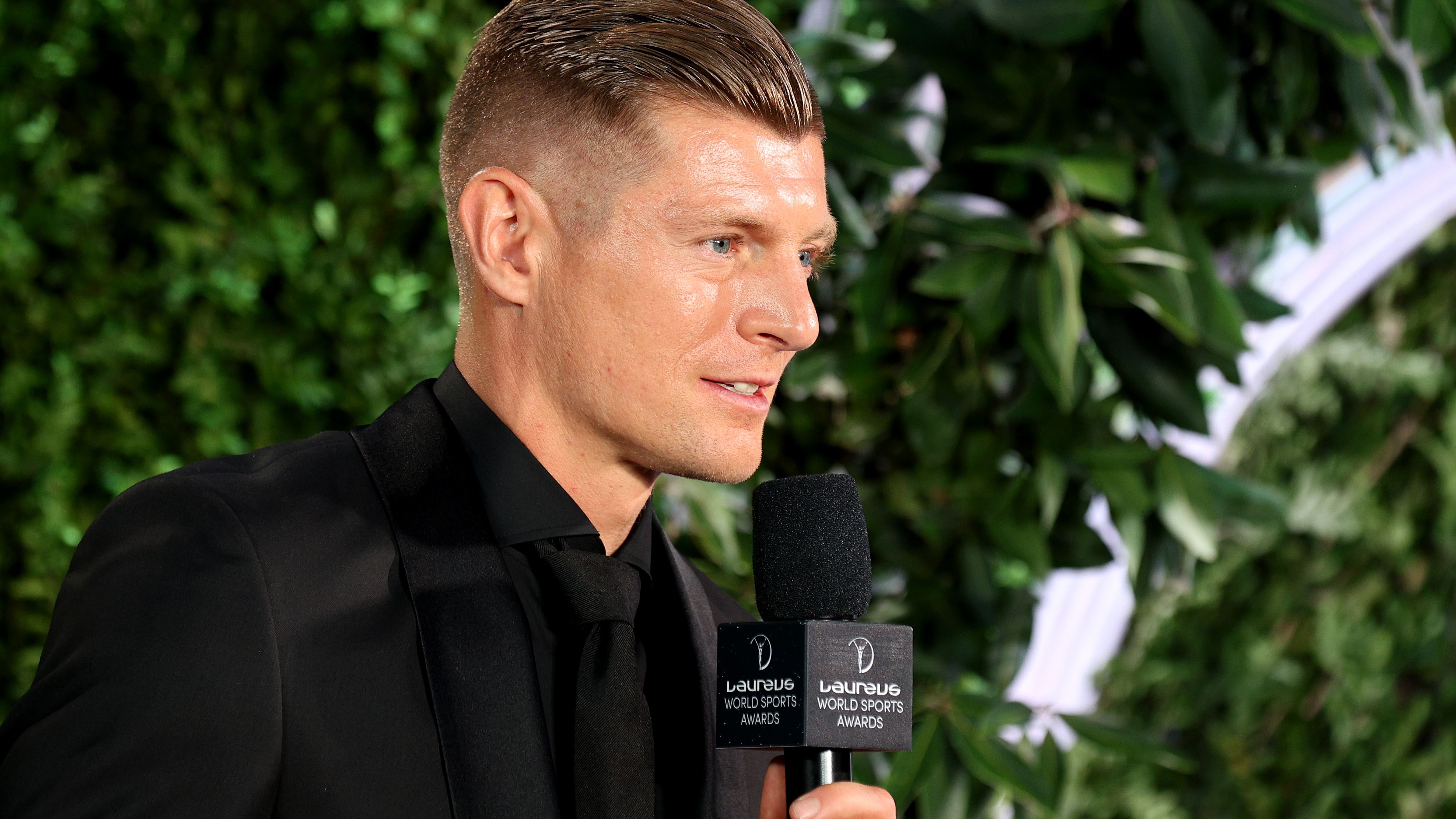 كروس حلقة الوصل.. هل يكرر الريال تجربة زيدان وأنشيلوتي؟