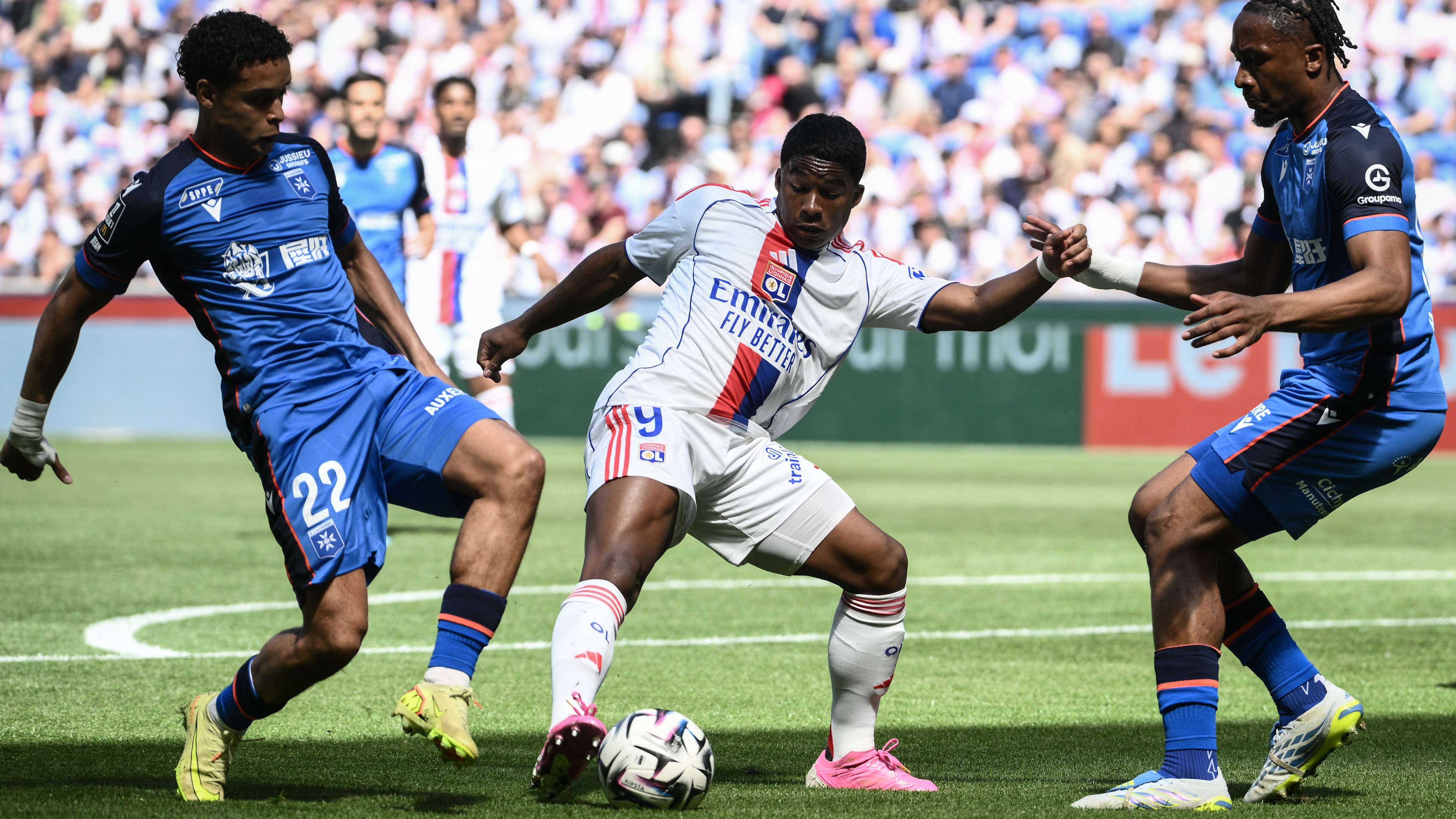 FBL-FRA-LIGUE1-LYON-AUXERRE