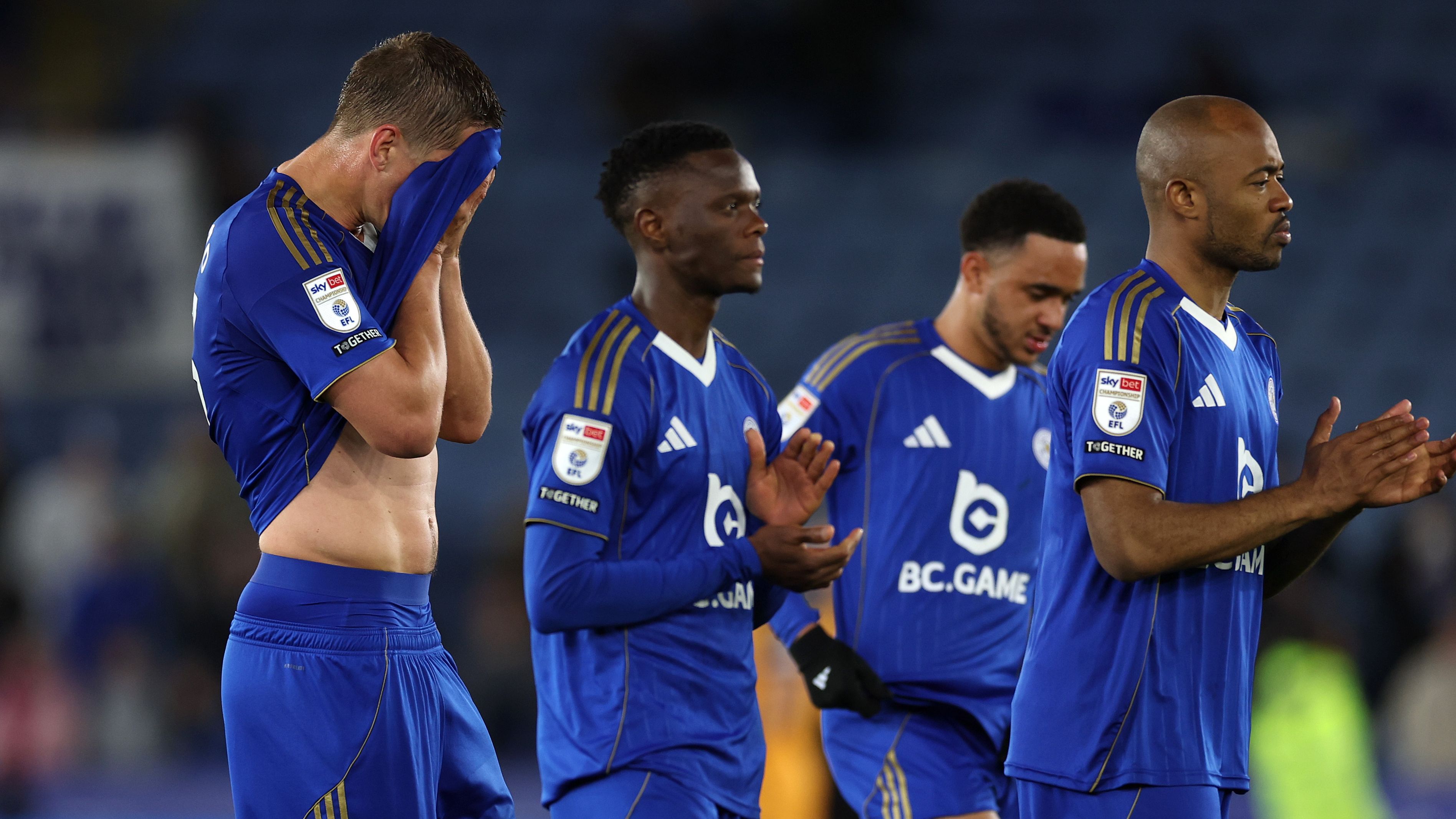 المال يُفسد ما صنعه الذكاء.. قصة الانهيار الأكبر في البريميرليج