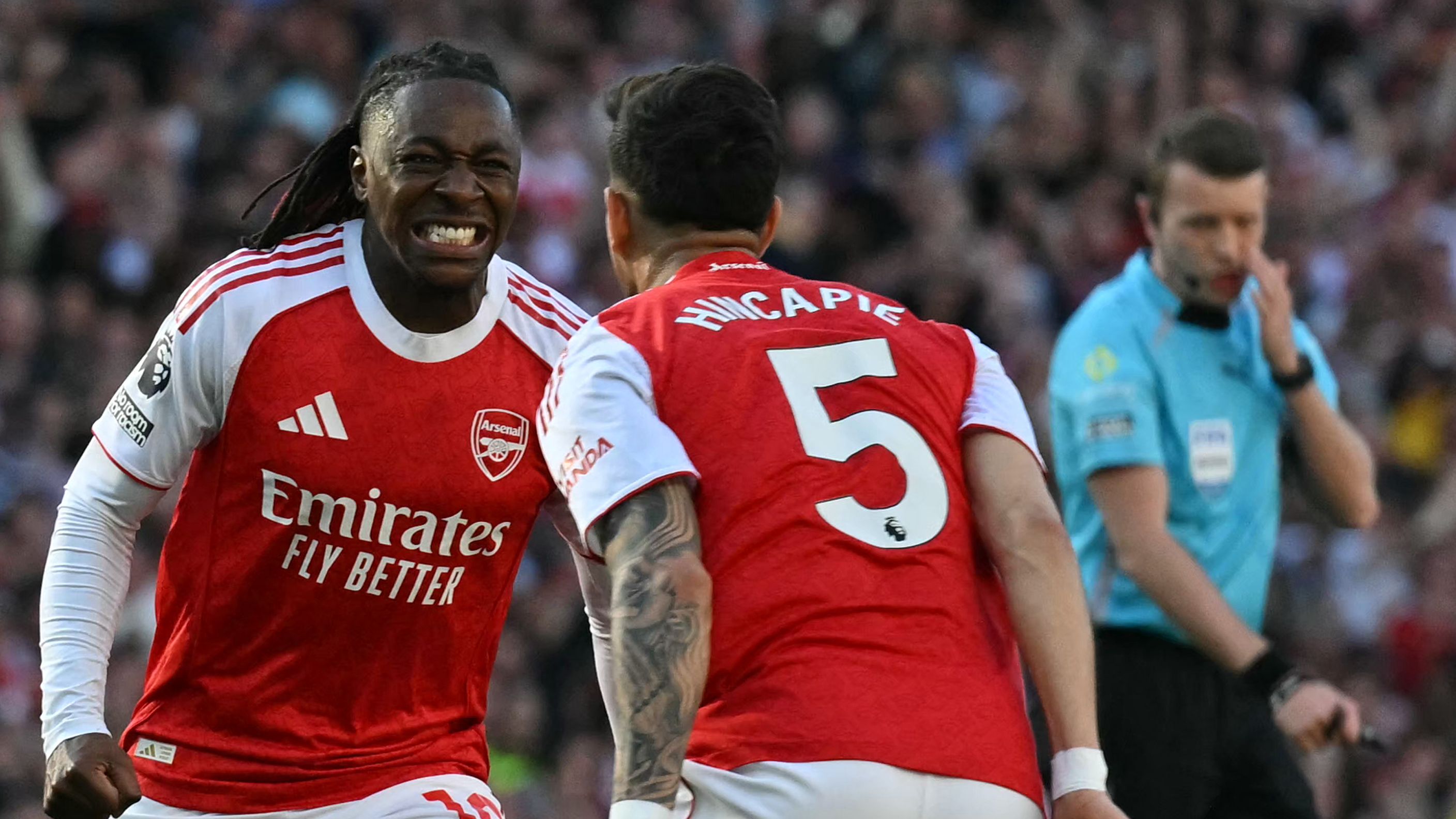 بالفيديو: آرسنال يعمق جراح نيوكاسل.. ويضع السيتي تحت الضغط