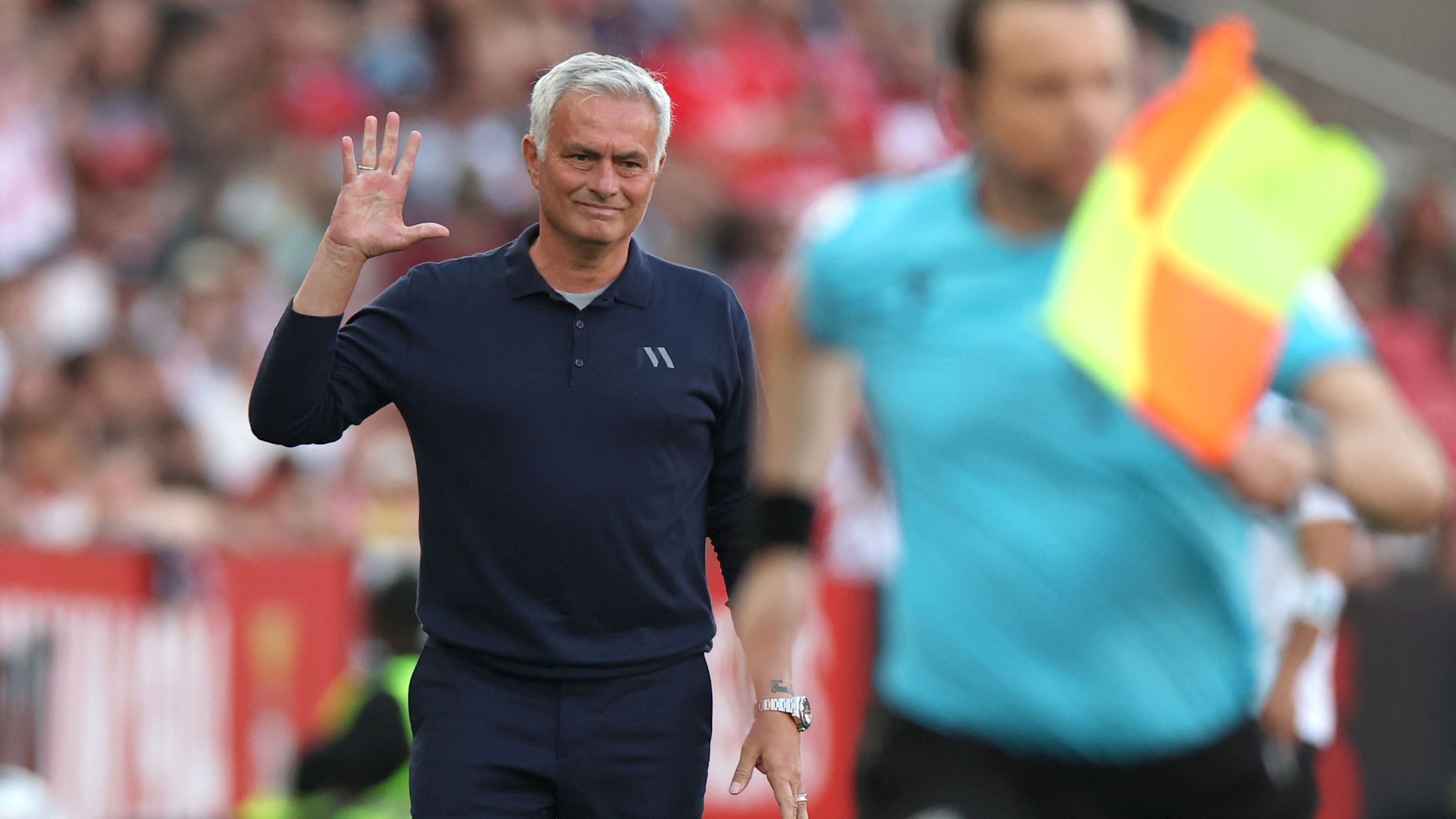 كيف ينظر بنفيكا لقصة مورينيو وريال مدريد؟