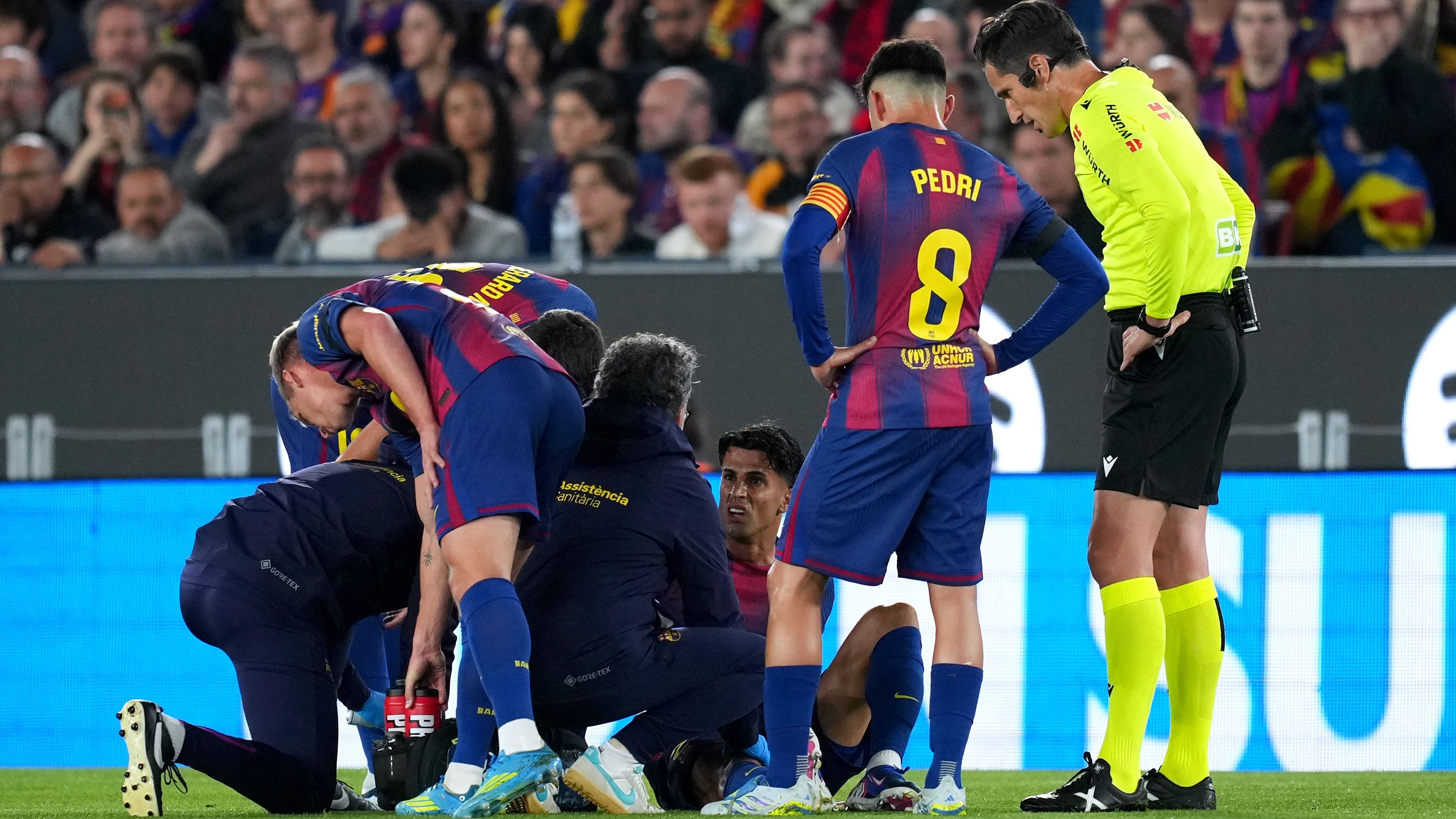 إصابة مقلقة تضرب نجم برشلونة أمام سيلتا فيجو