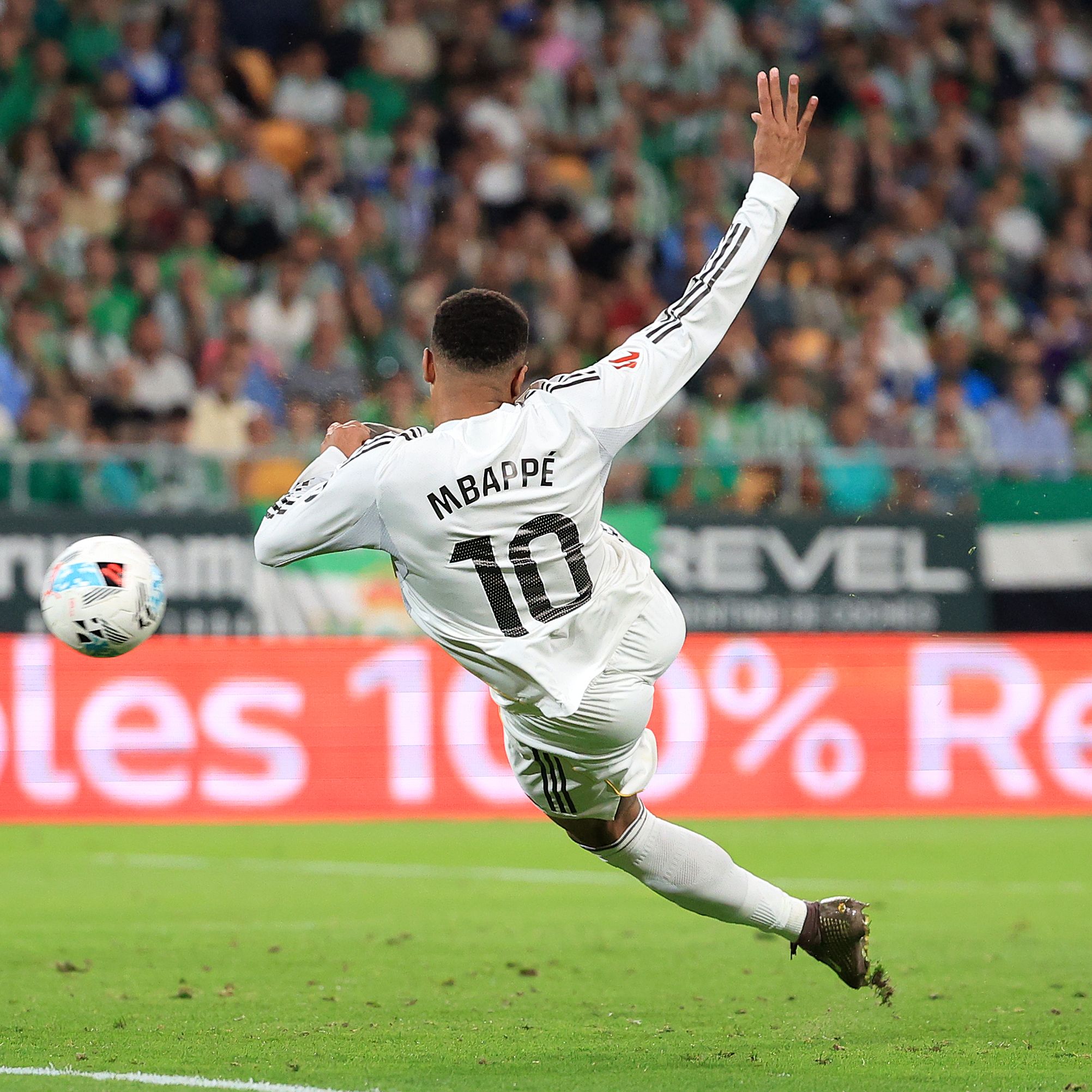 Real Betis Balompie v Real Madrid CF - LaLiga EA Sports
