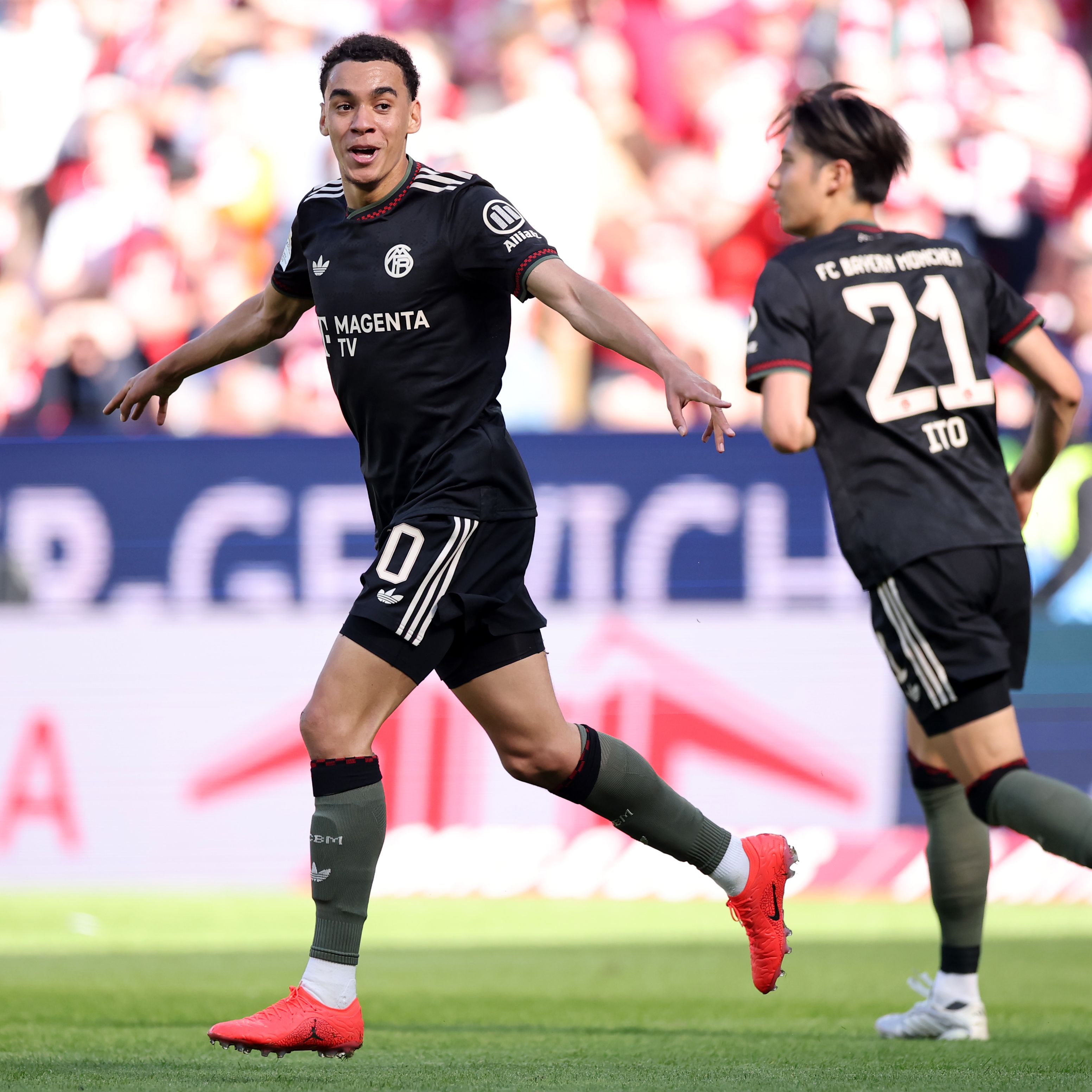 1. FSV Mainz 05 v FC Bayern München - Bundesliga