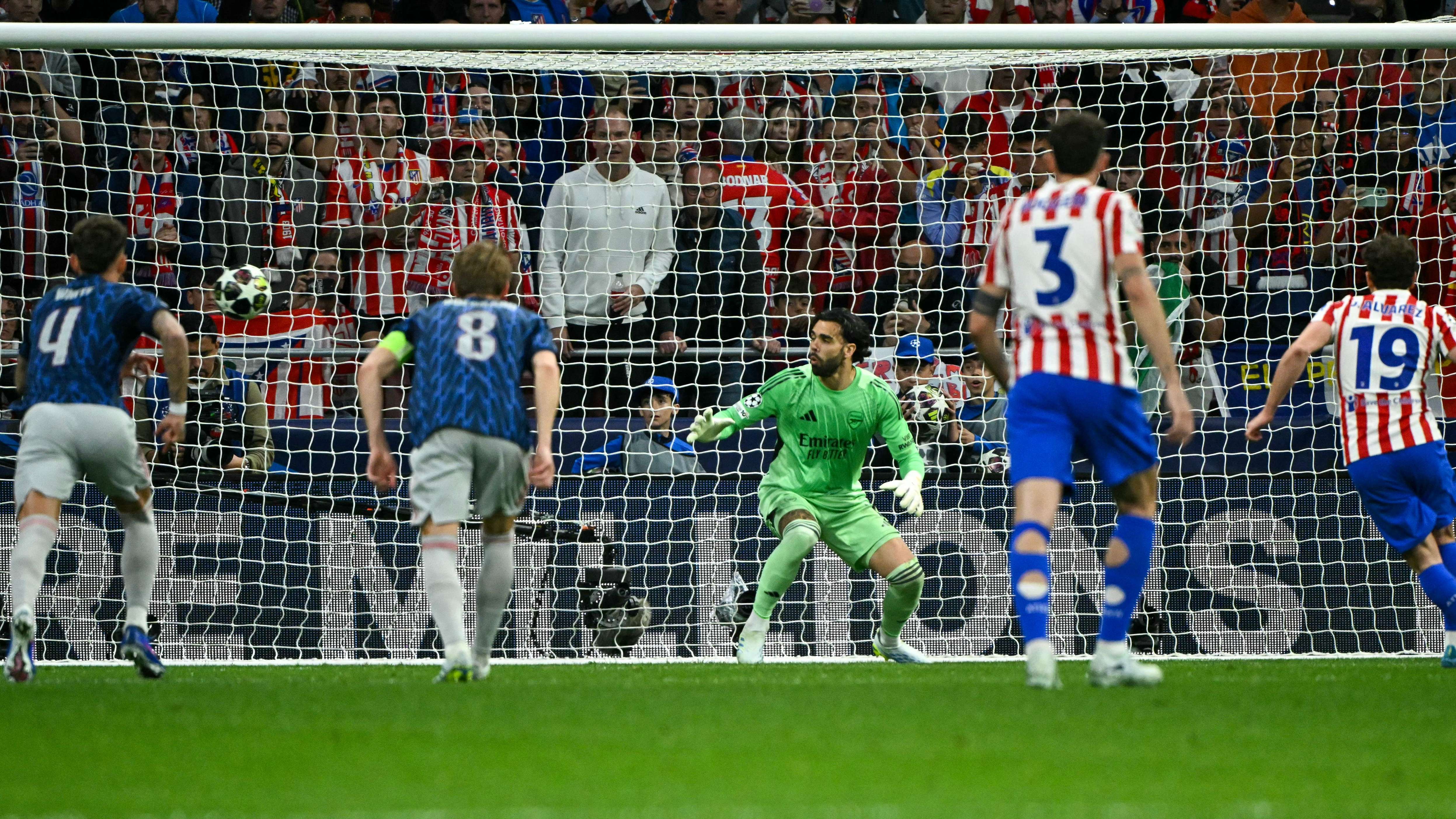 FBL-EUR-C1-ATLETICO MADRID-ARSENAL