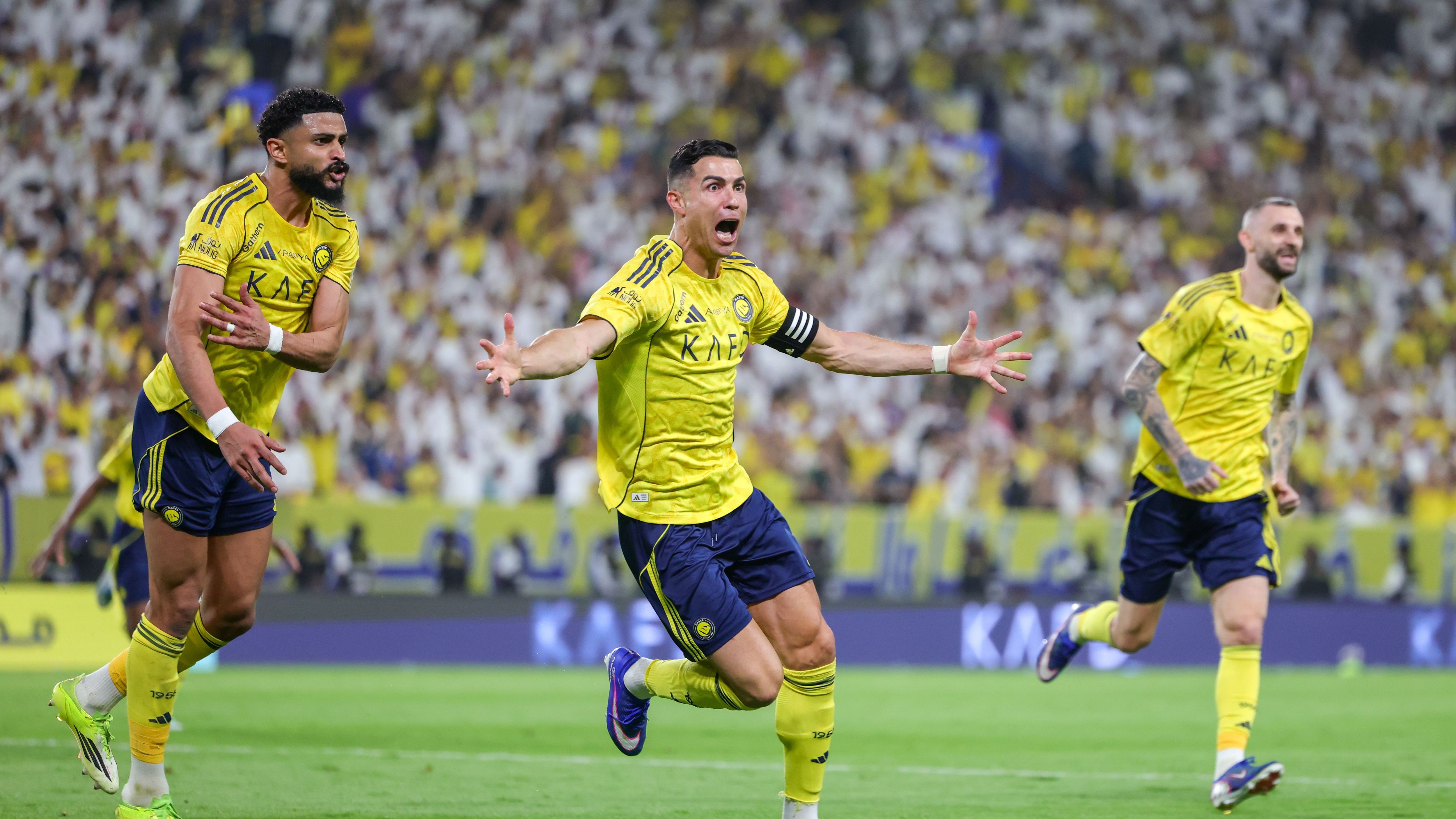 وليد الفراج: النصر بطل الدوري السعودي.. اتركوا التعصب وصفقوا له