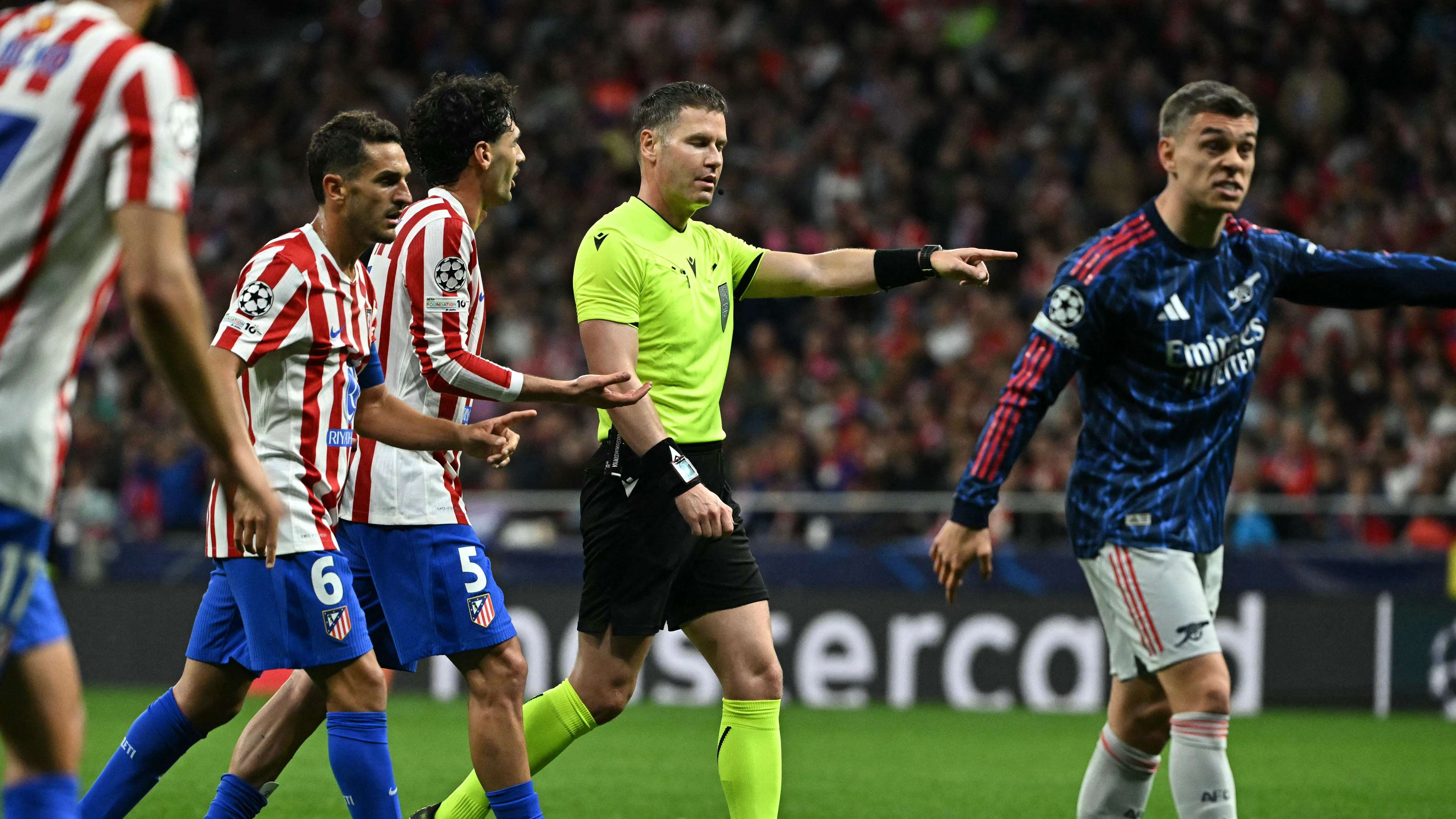 FBL-EUR-C1-ATLETICO MADRID-ARSENAL