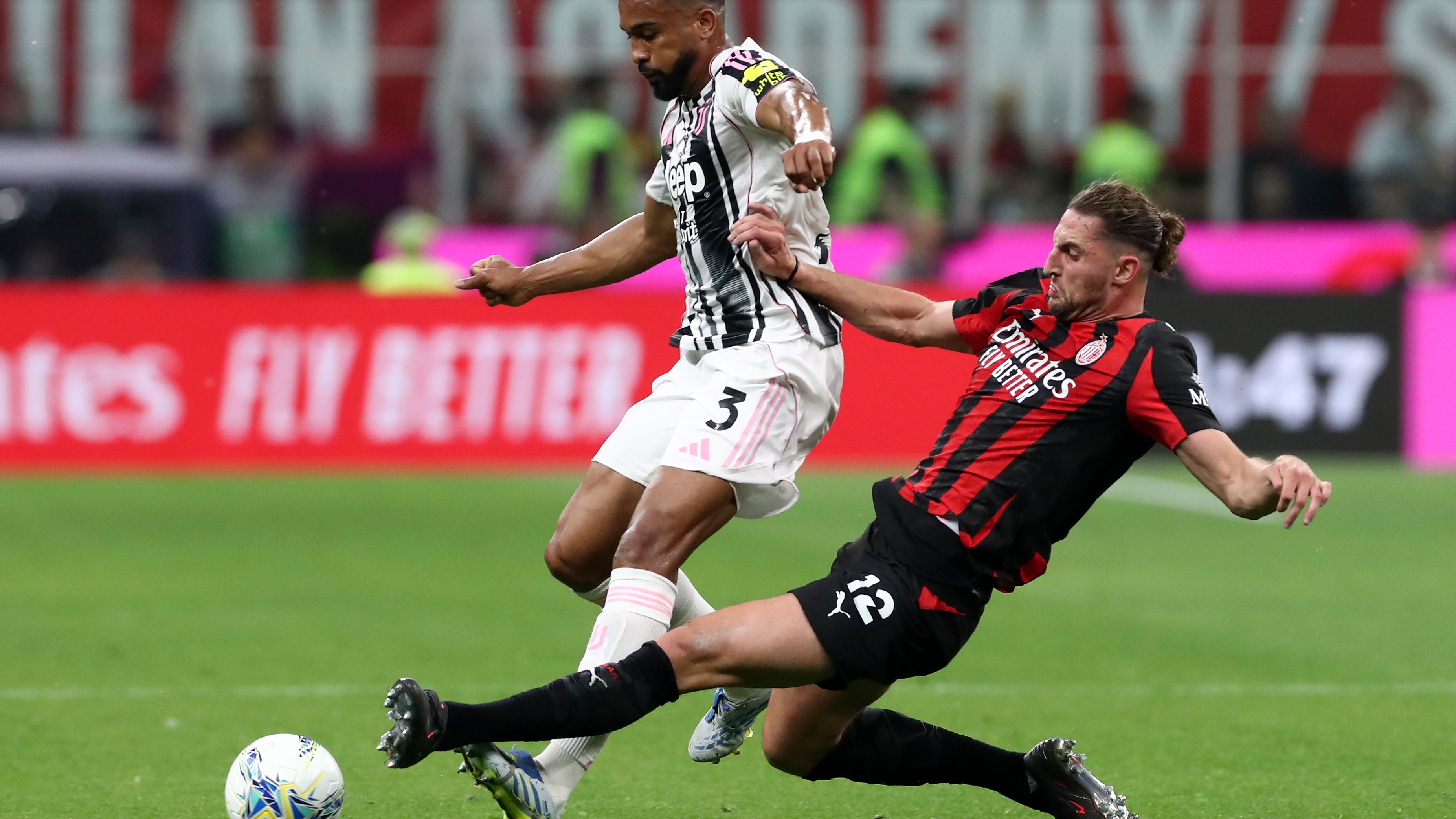 AC Milan v Juventus FC - Serie A