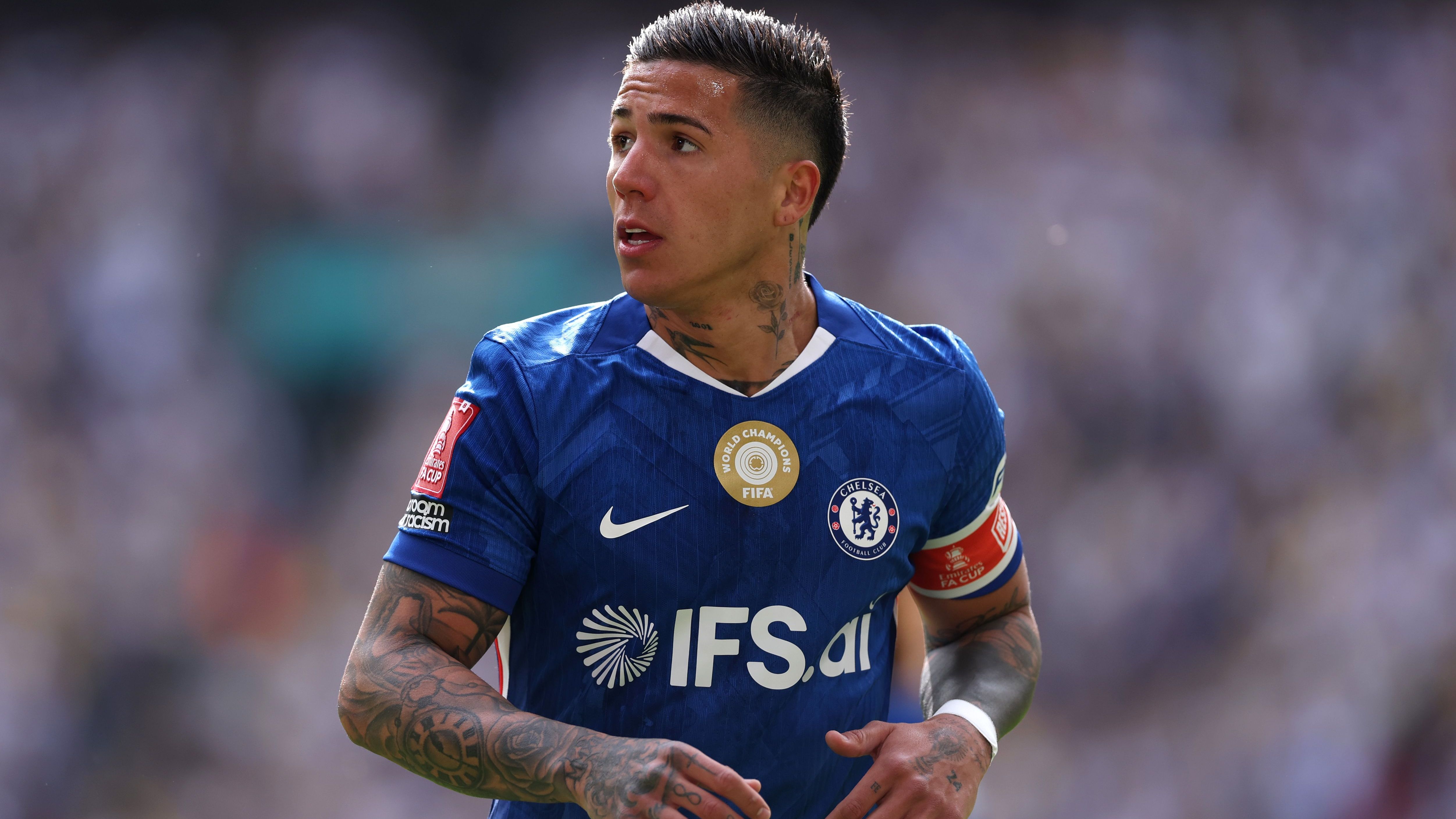 حقيقة أم مراوغة؟.. وكيل إنزو فرنانديز يرد على جدل ريال مدريد