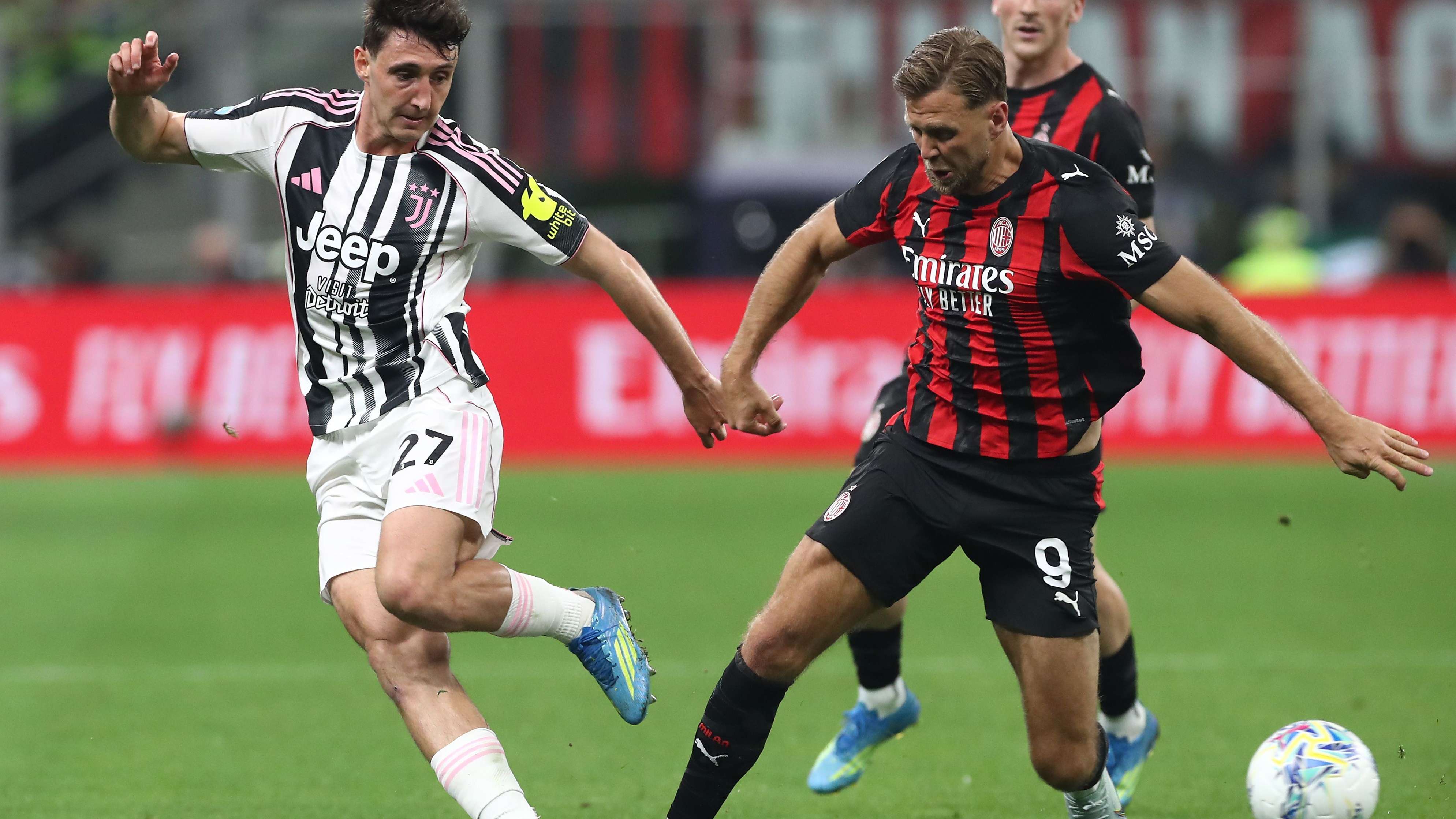 AC Milan v Juventus FC - Serie A