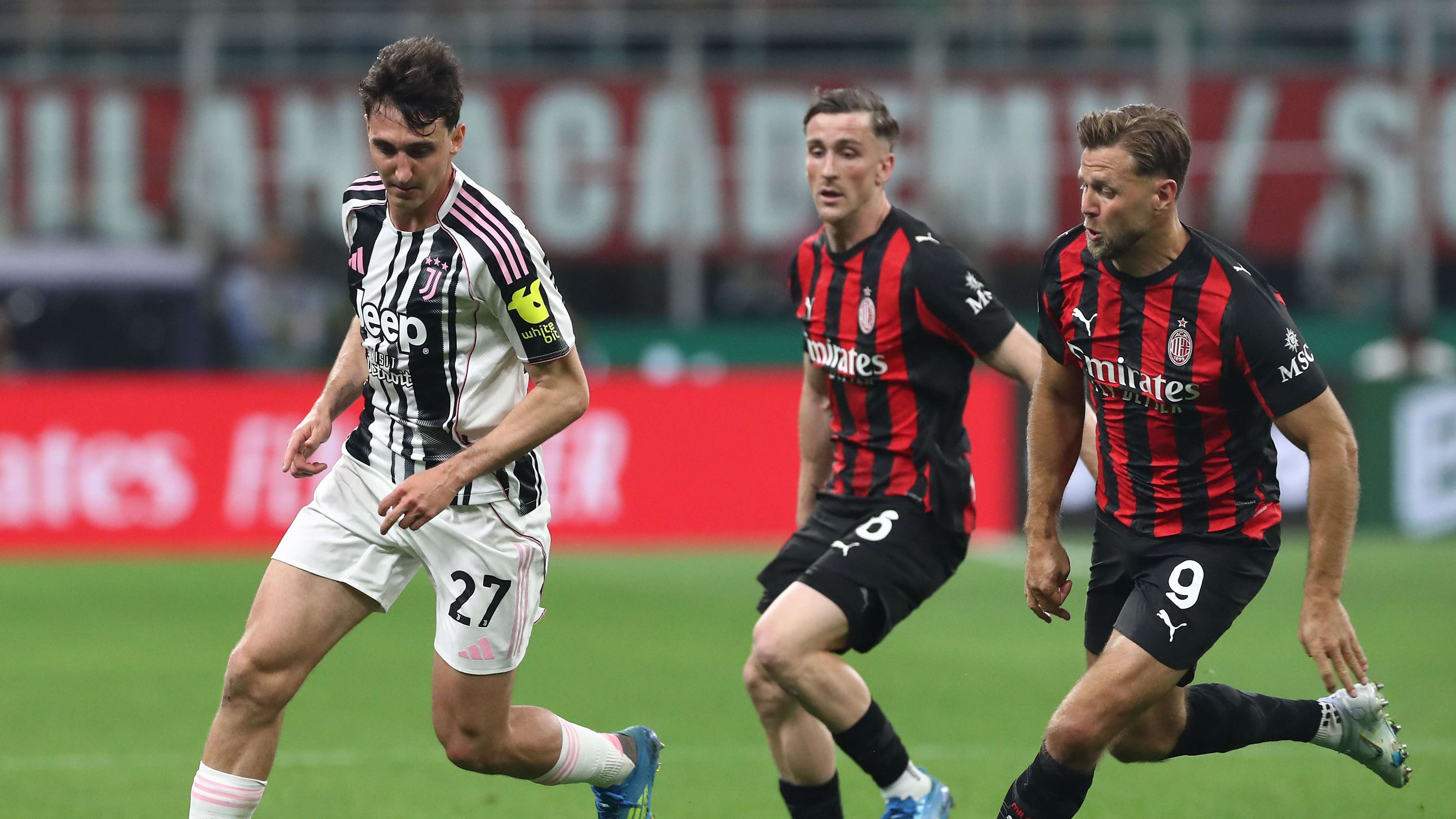 AC Milan v Juventus FC - Serie A