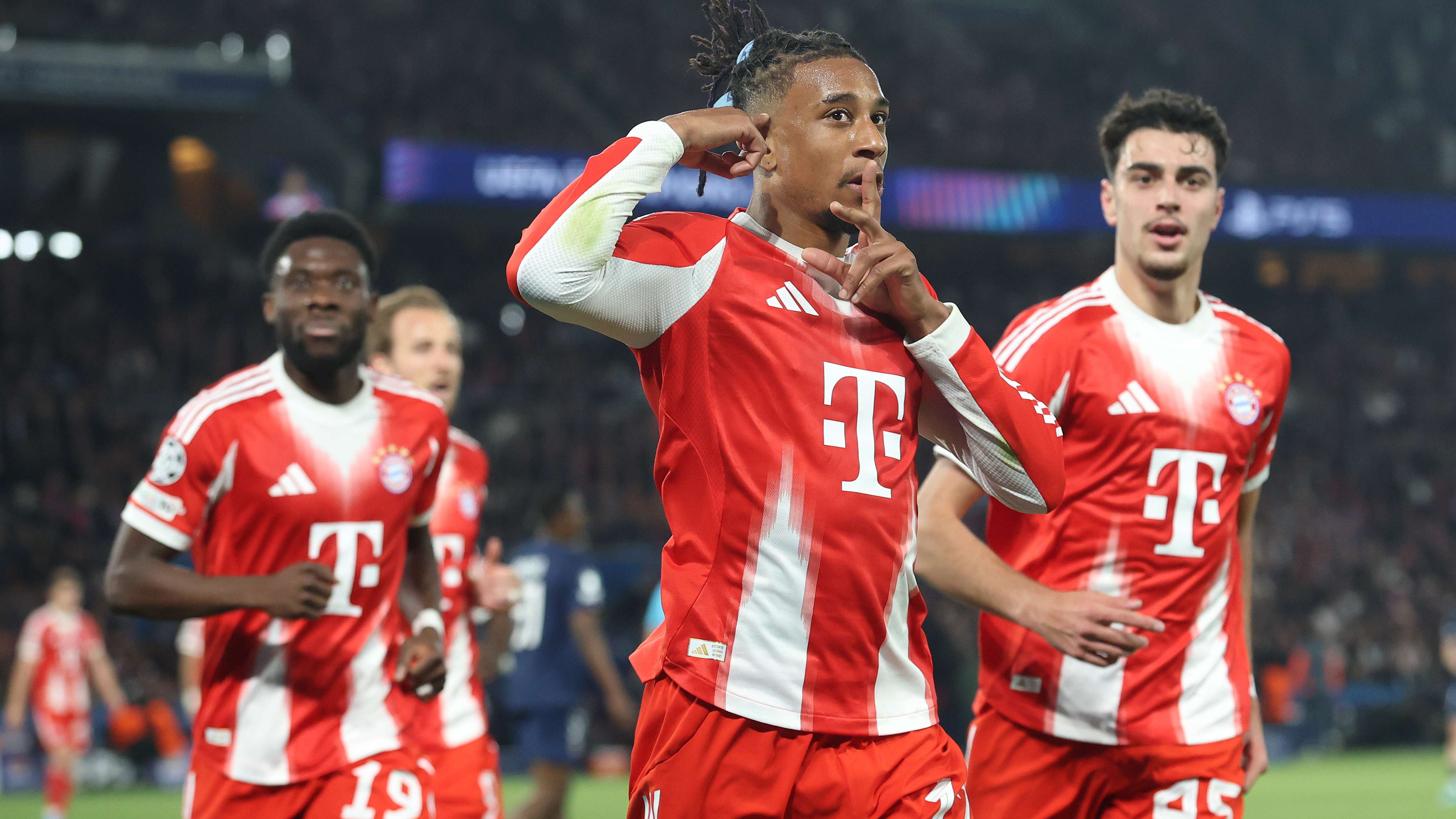 Paris Saint-Germain v FC Bayern München - UEFA Champions League 2025/26 Semi Final First Leg