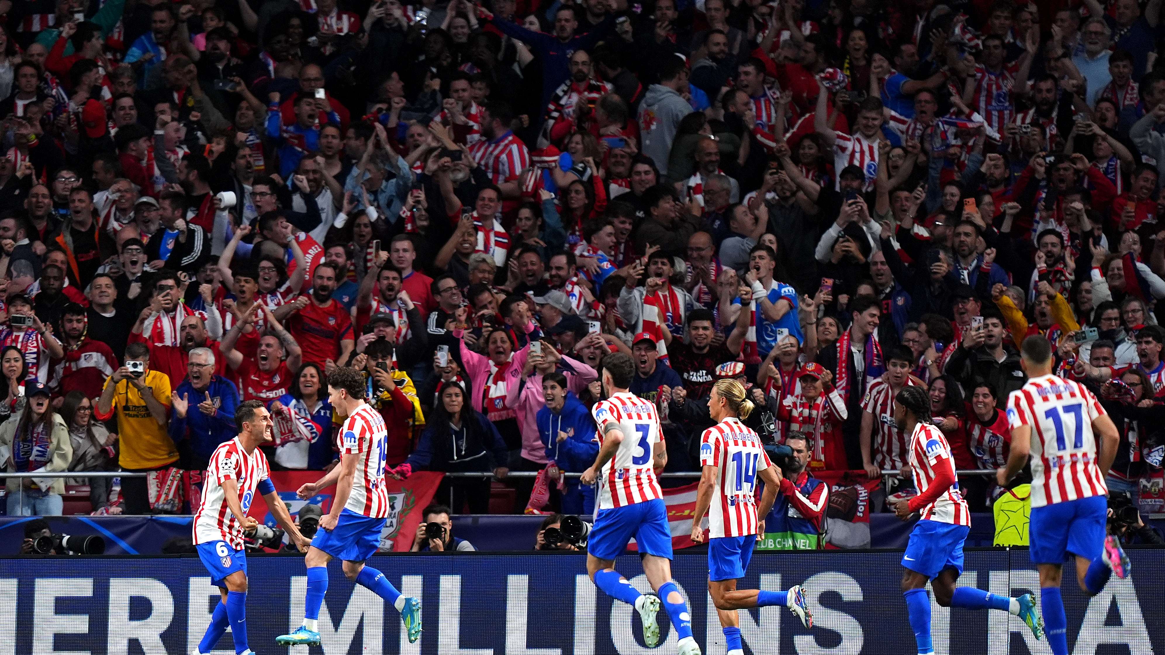 أتلتيكو مدريد ضد مانشستر يونايتد"فاجعة الموت" تبعد نجم أتلتيكو مدريد عن مواجهة مانشستر يونايتد"يُعدّ رمزًا من رموز أتلتيكو مدريد"10:3313 أكتوبر 2026
