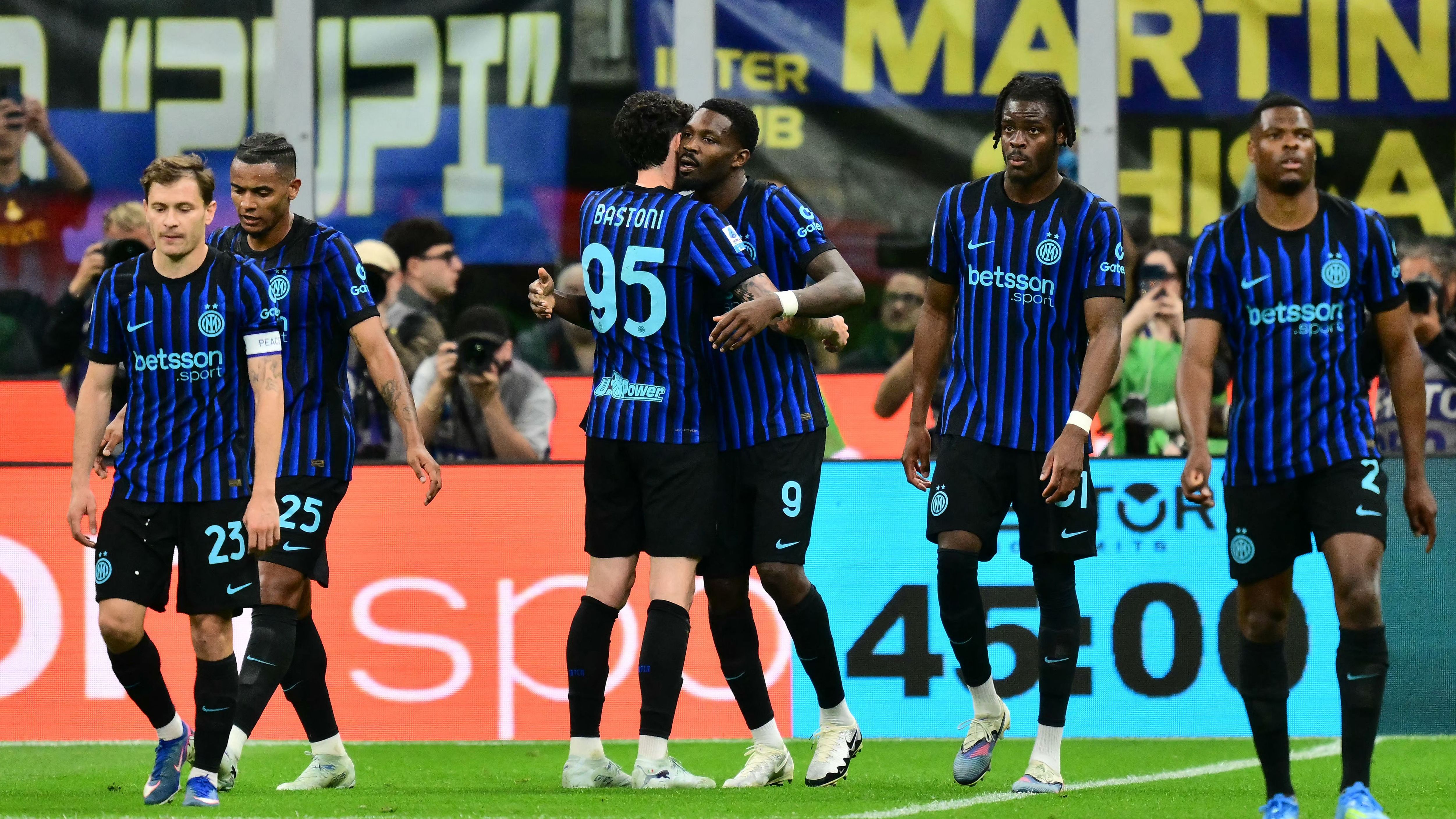 فيديو.. إنتر ميلان يعبر بارما ويتوج رسميًا بالدوري الإيطالي