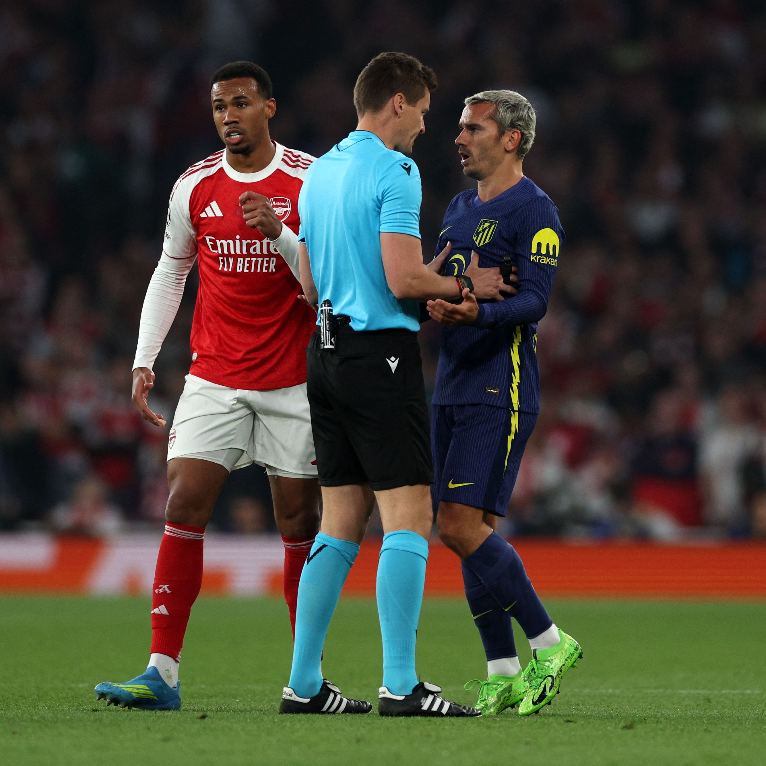 FBL-EUR-C1-ARSENAL-ATLETICO