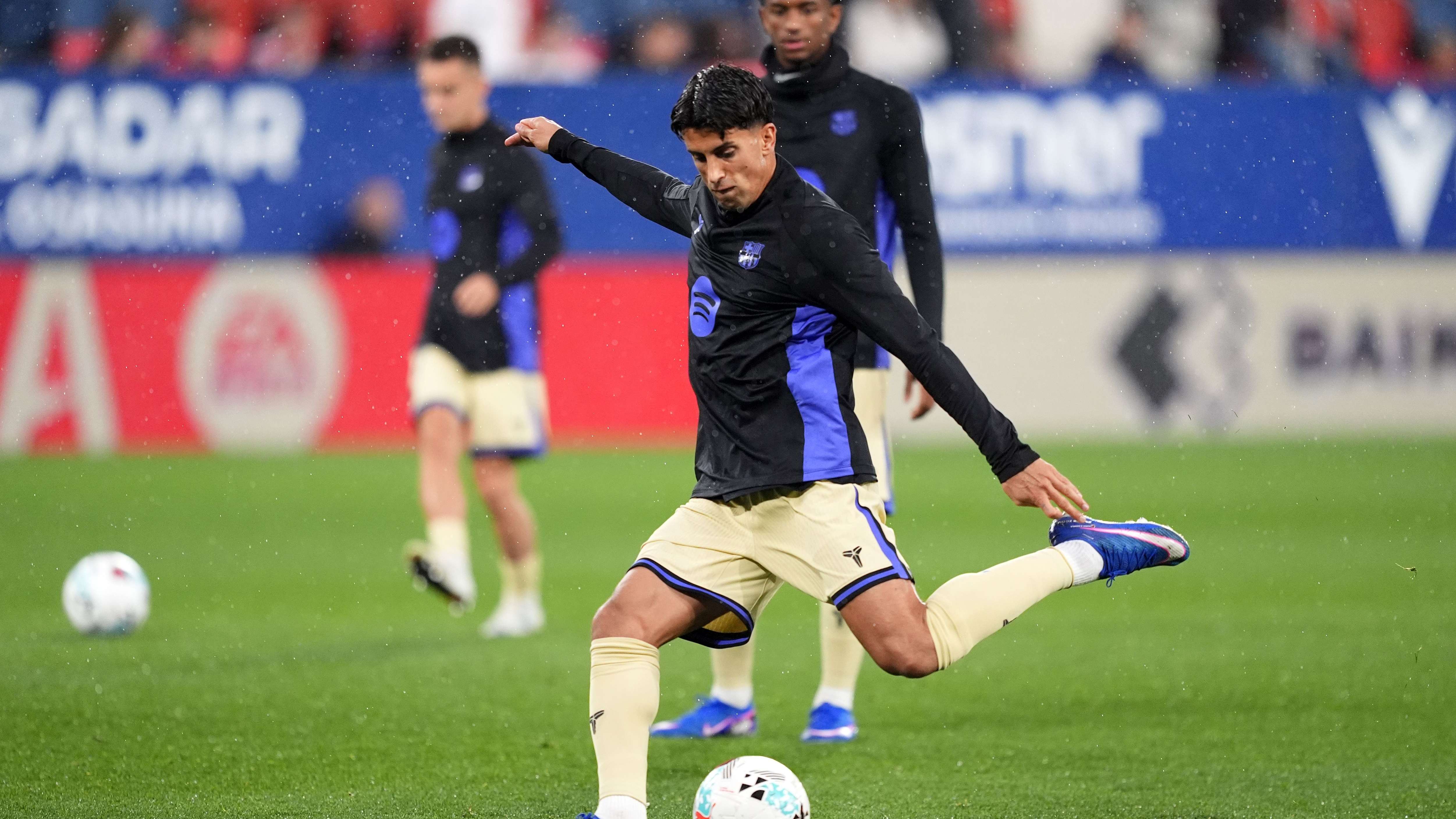 CA Osasuna v FC Barcelona - LaLiga EA Sports