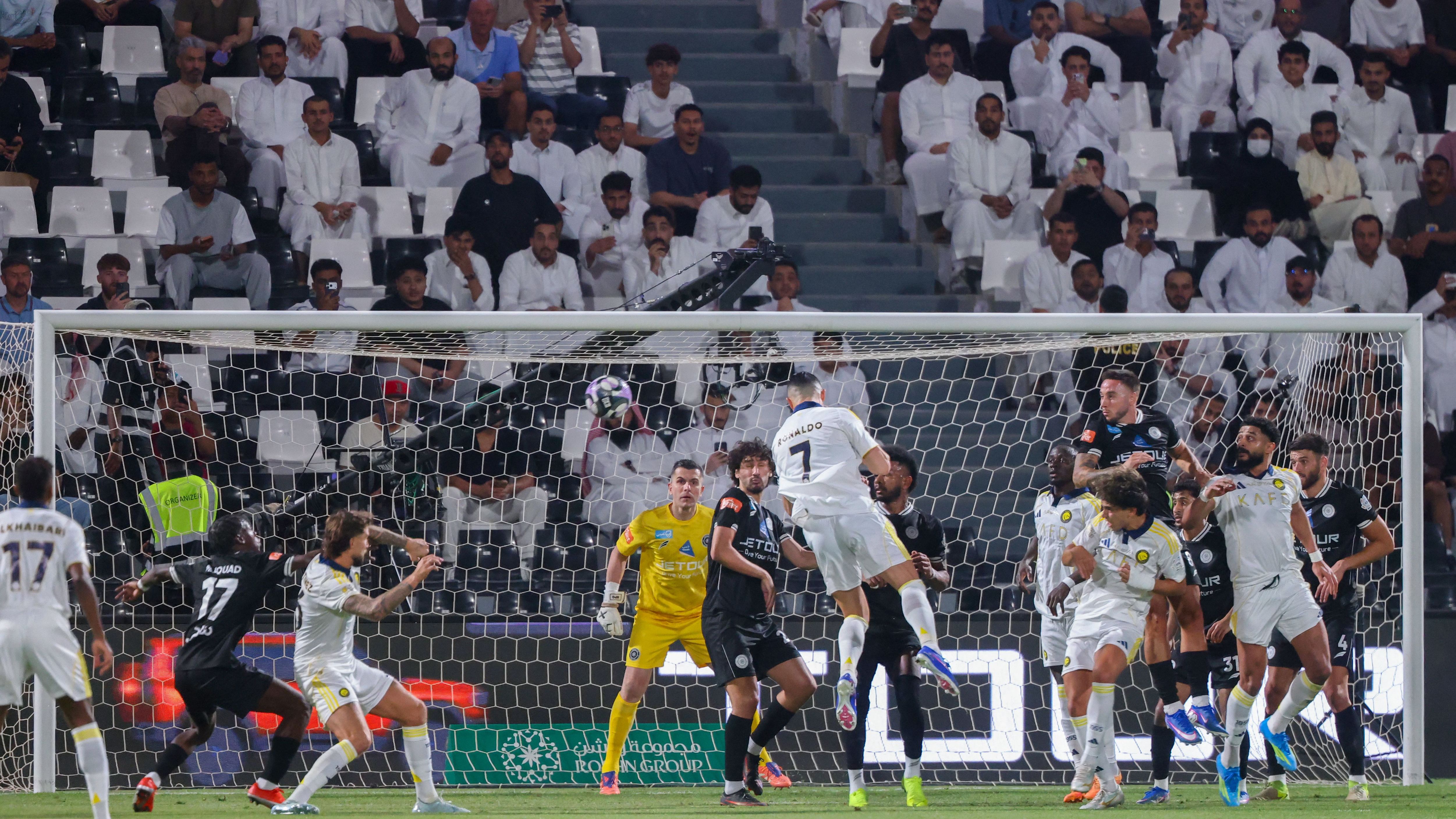 فيديو: الهدف 100 يزين حقبة رونالدو التاريخية في دوري روشن