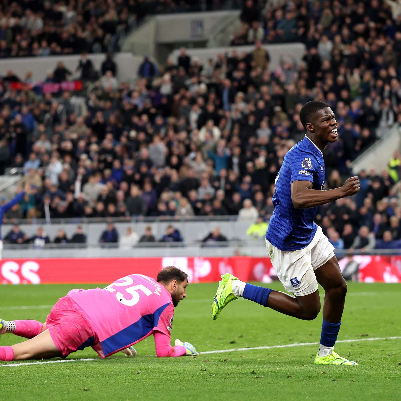 Everton v Manchester City - Premier League