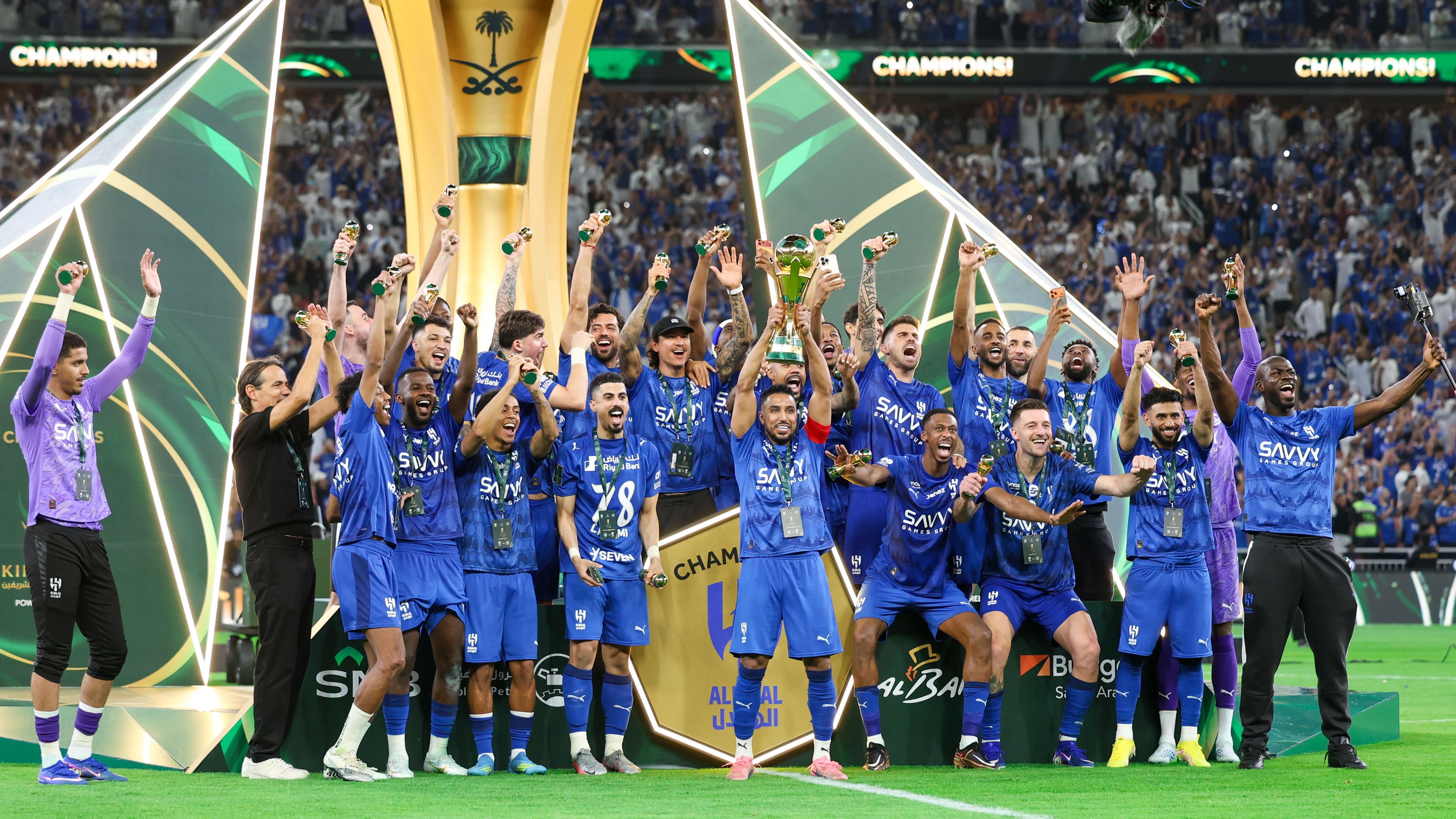 بعد قبول الشرط الصعب.. صفقة من ليفربول على أبواب الهلال
